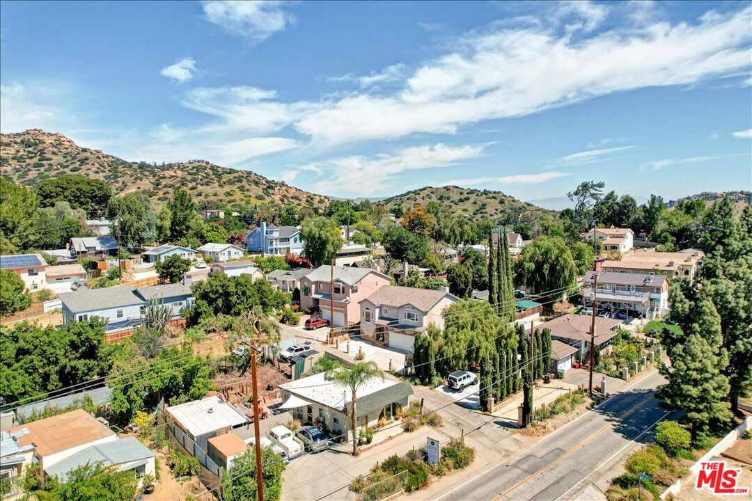 9230 W LAKEVIEW TER