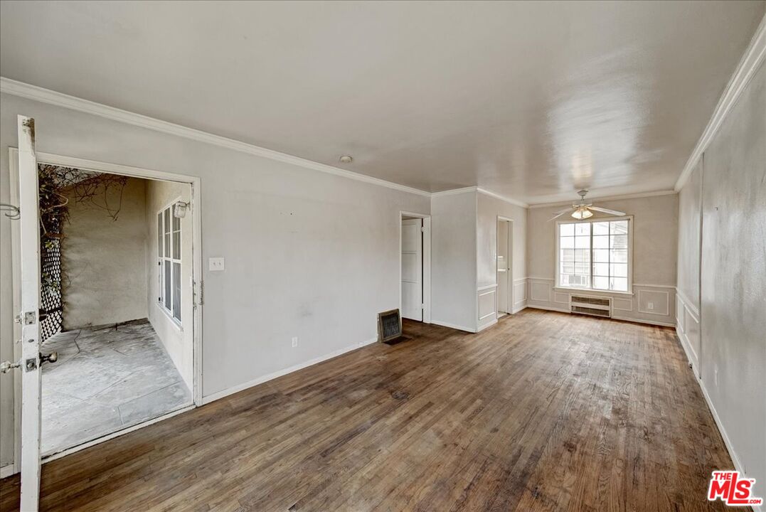 825 N Verdugo Rd