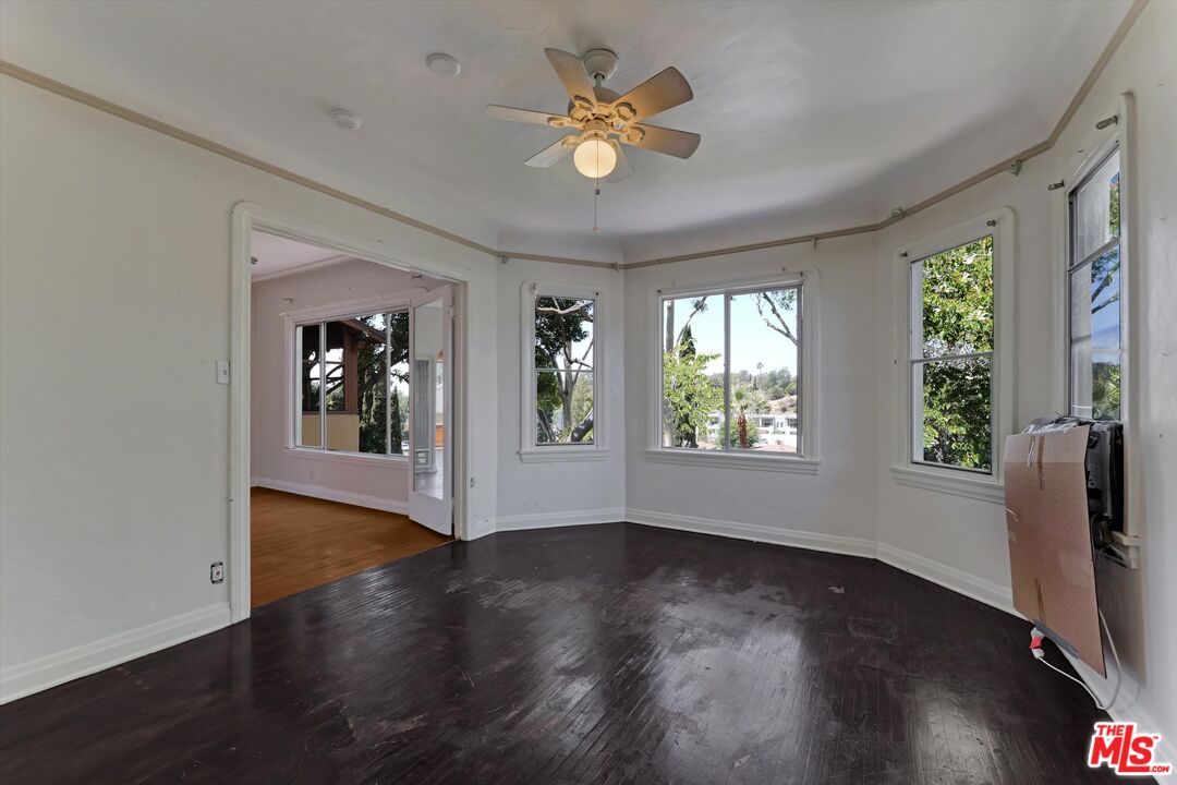2461 McCready Ave