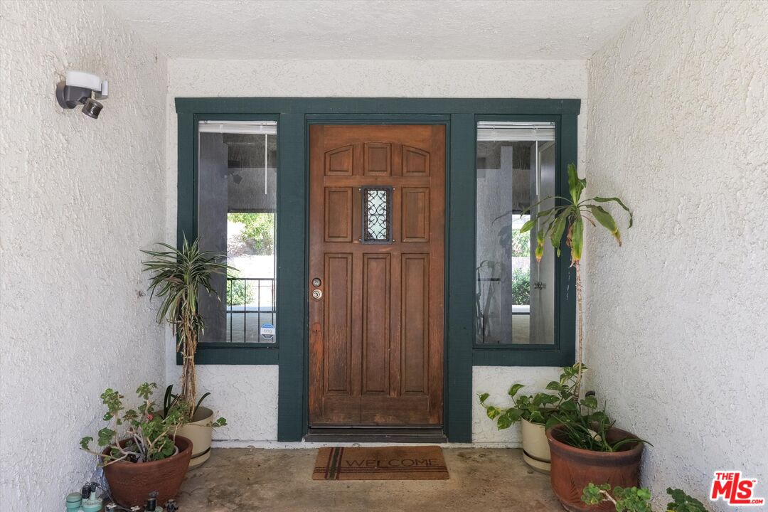 3477 Vicki Ct