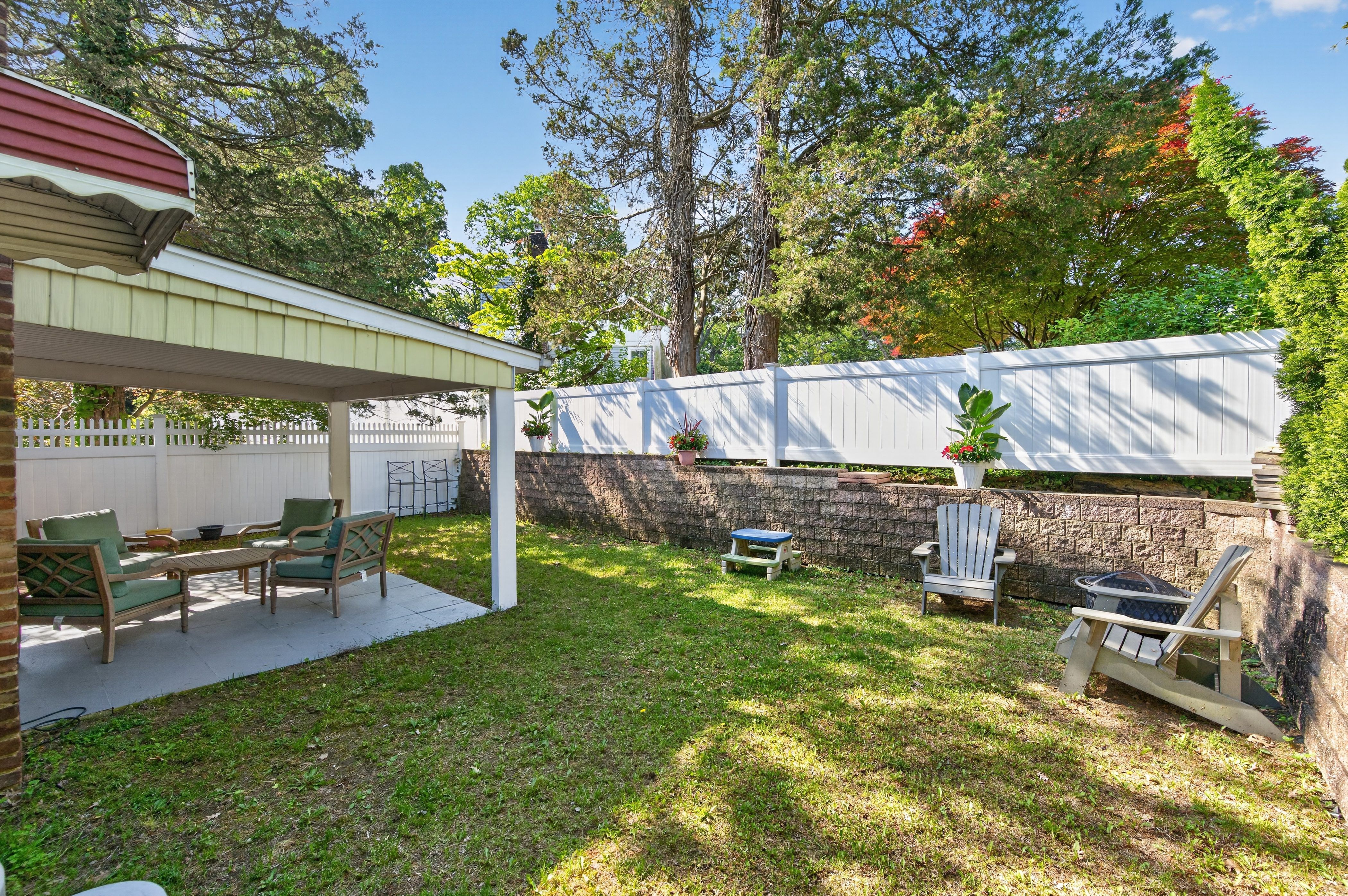 16 Warwick Place