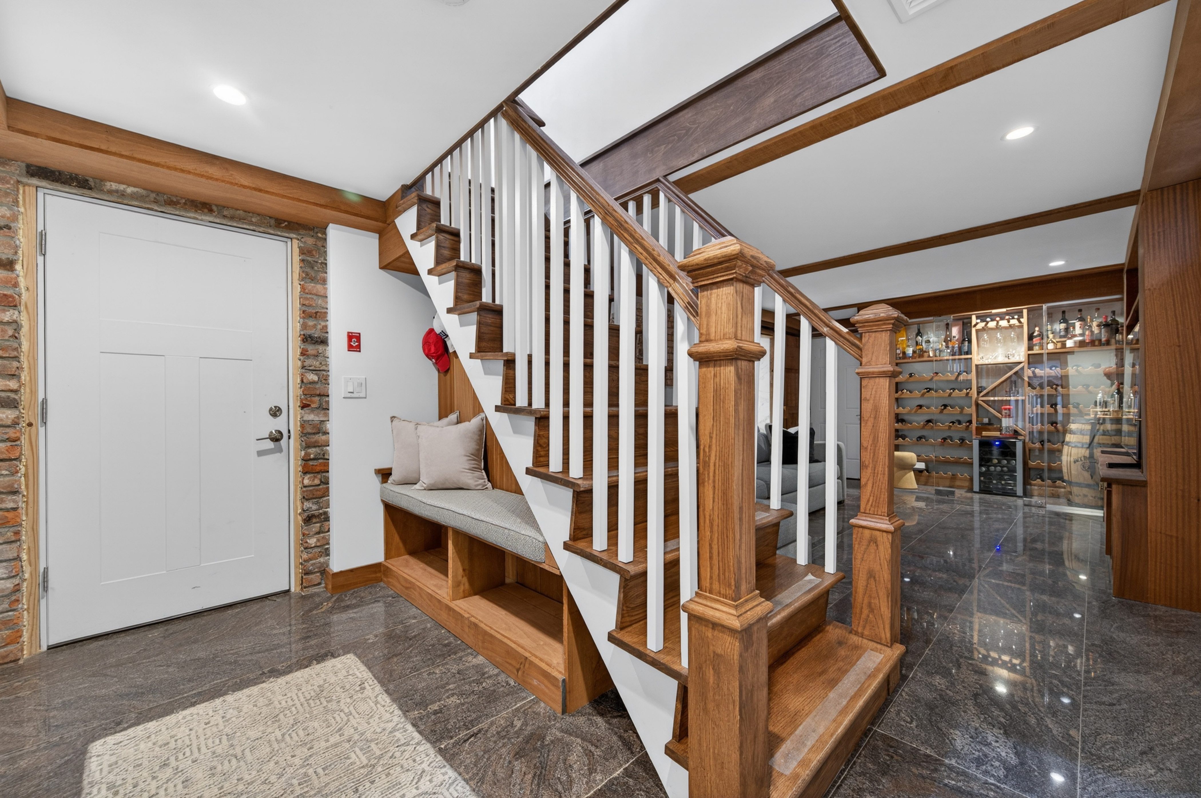 16 Warwick Place