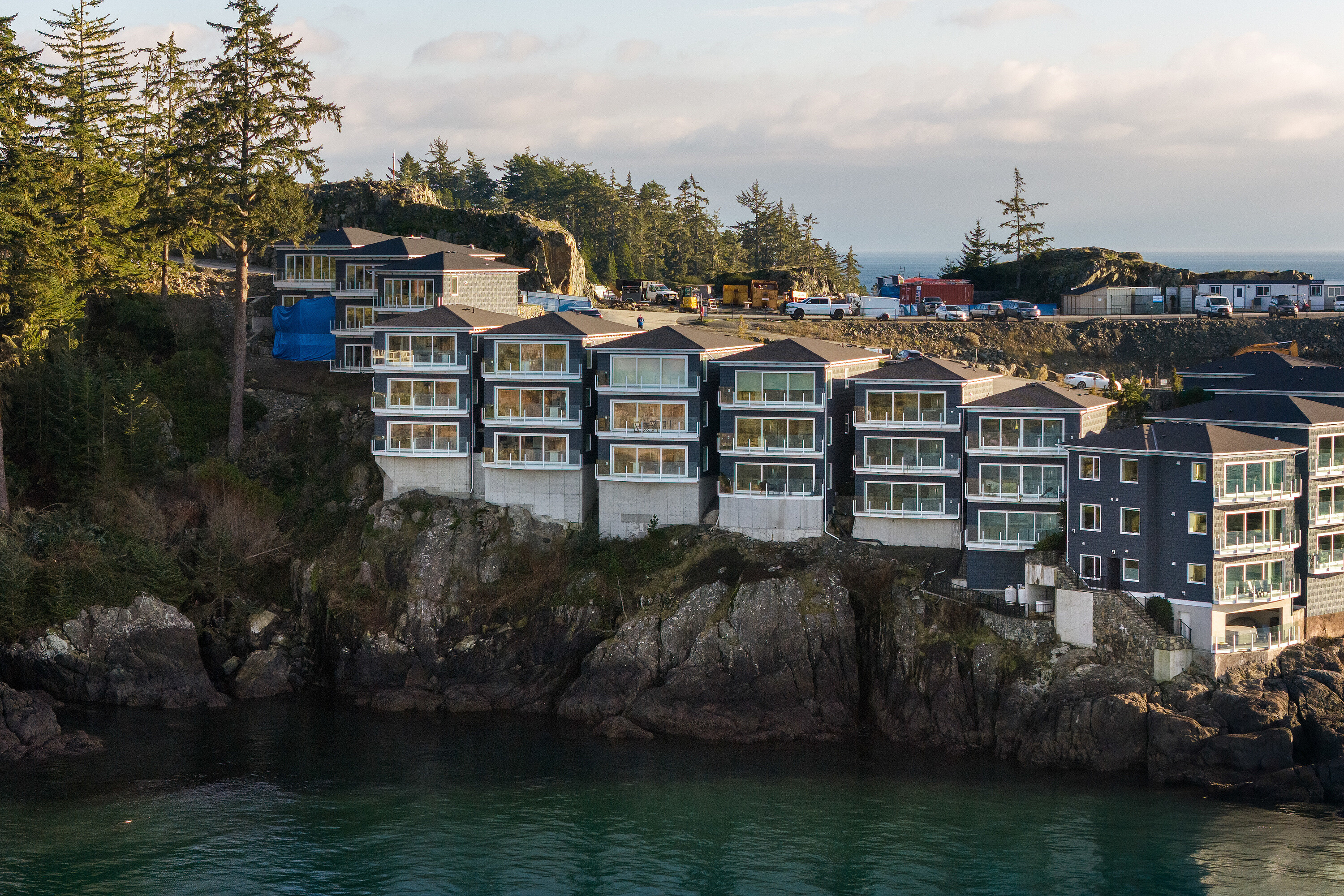 6B-1000 Sookepoint Place