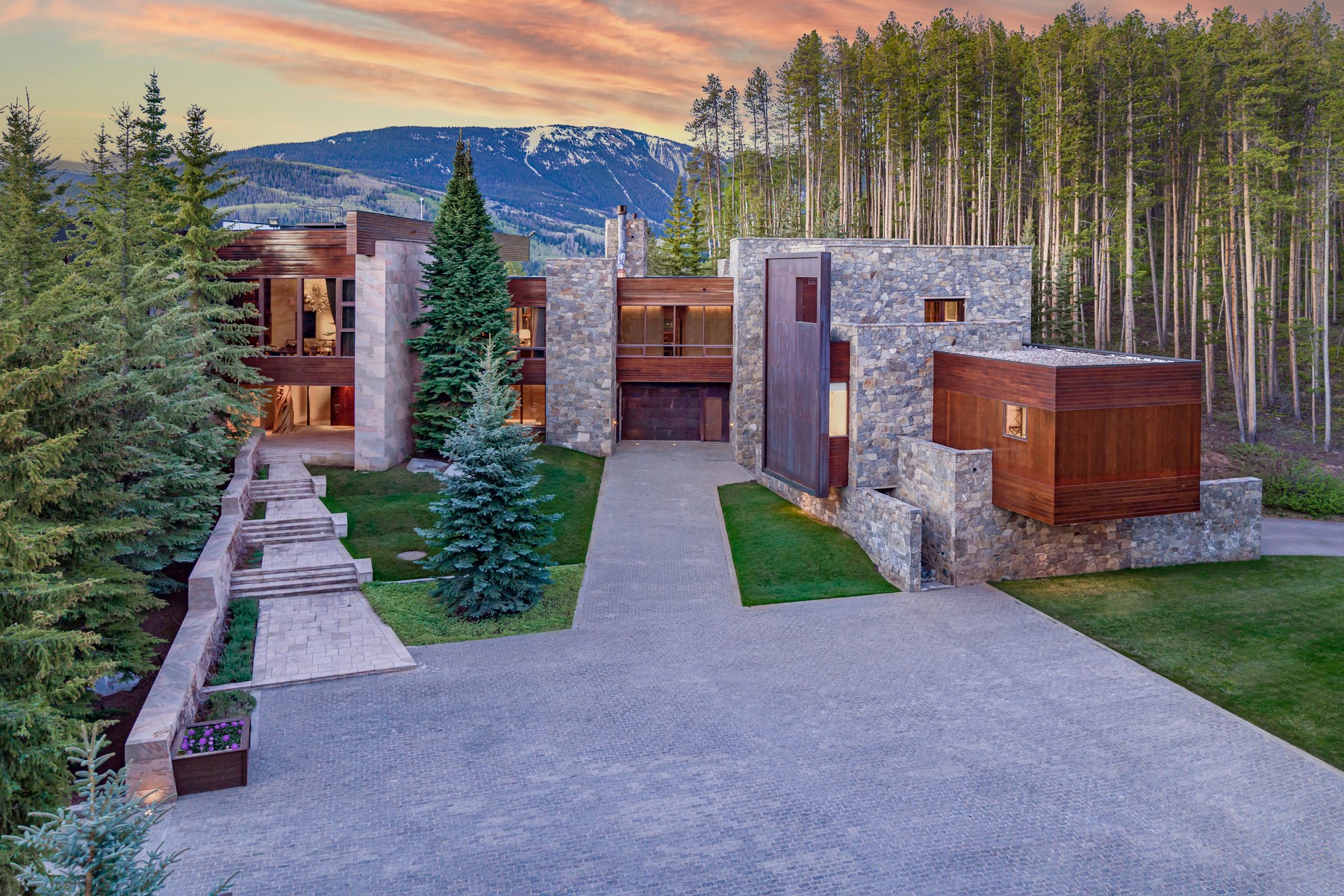 2400 Casteel Creek 