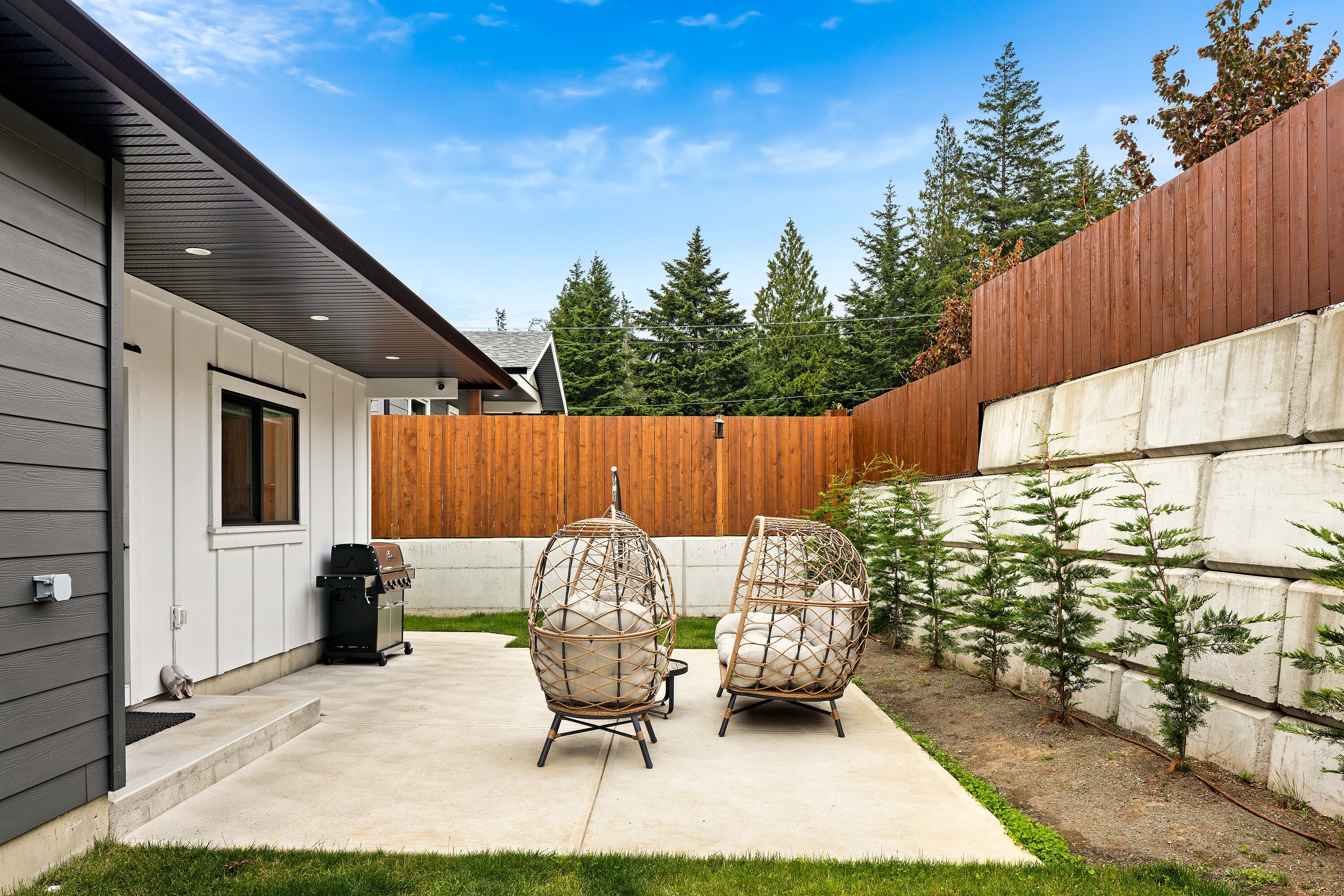 645 Frederic Road