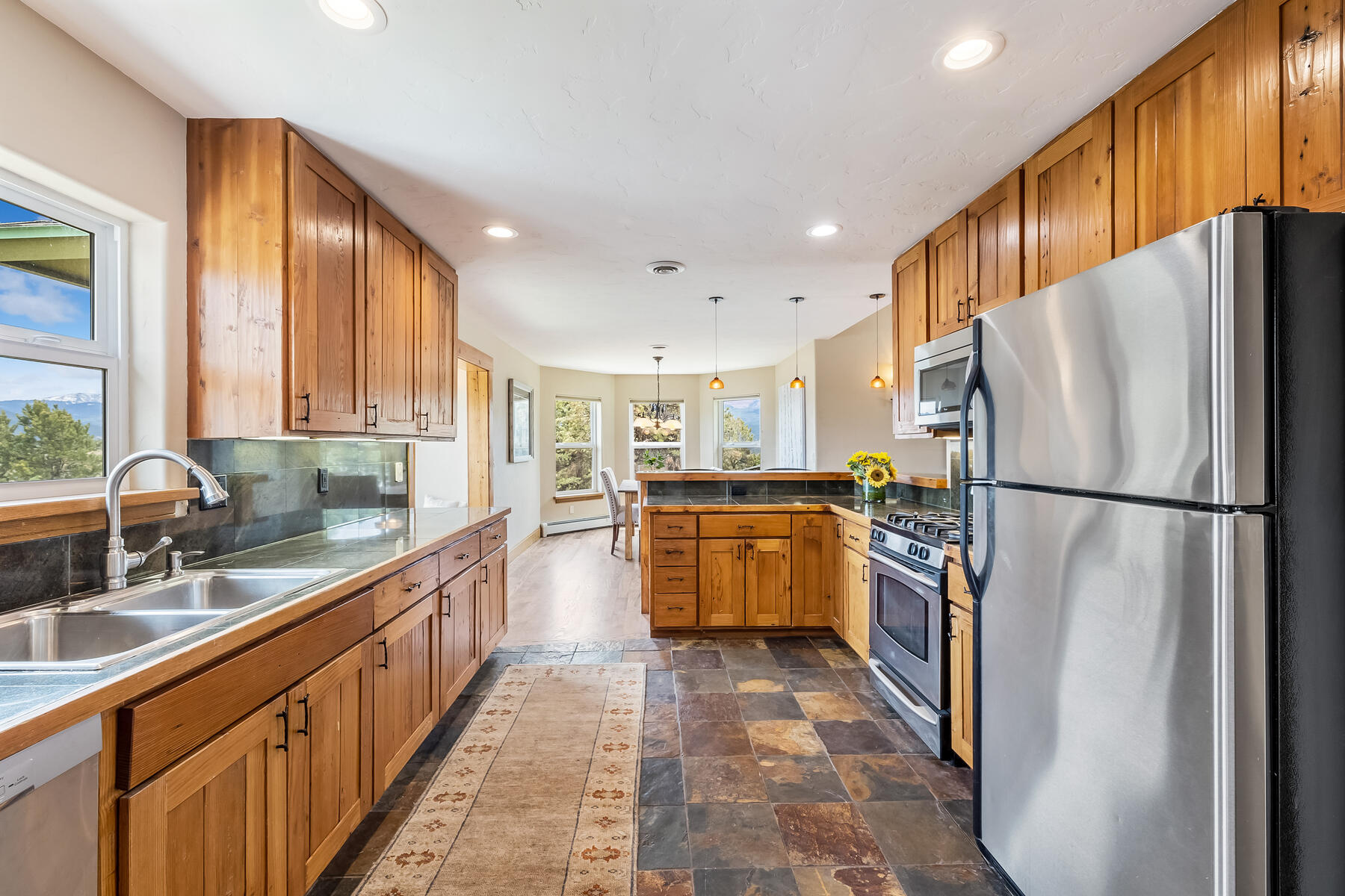 686 Mesa Dr. 