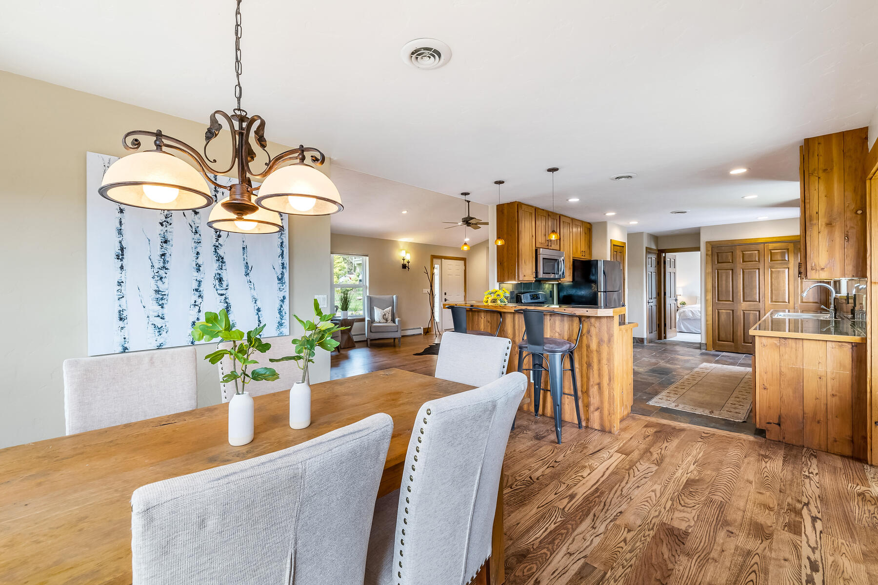 686 Mesa Dr. 