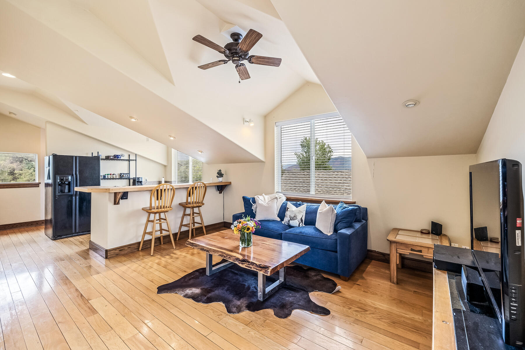 686 Mesa Dr. 