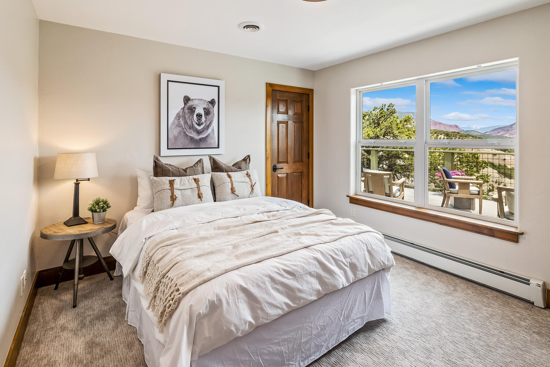 686 Mesa Dr. 