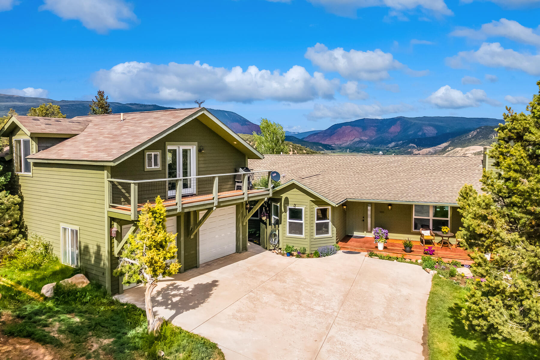 686 Mesa Dr. 