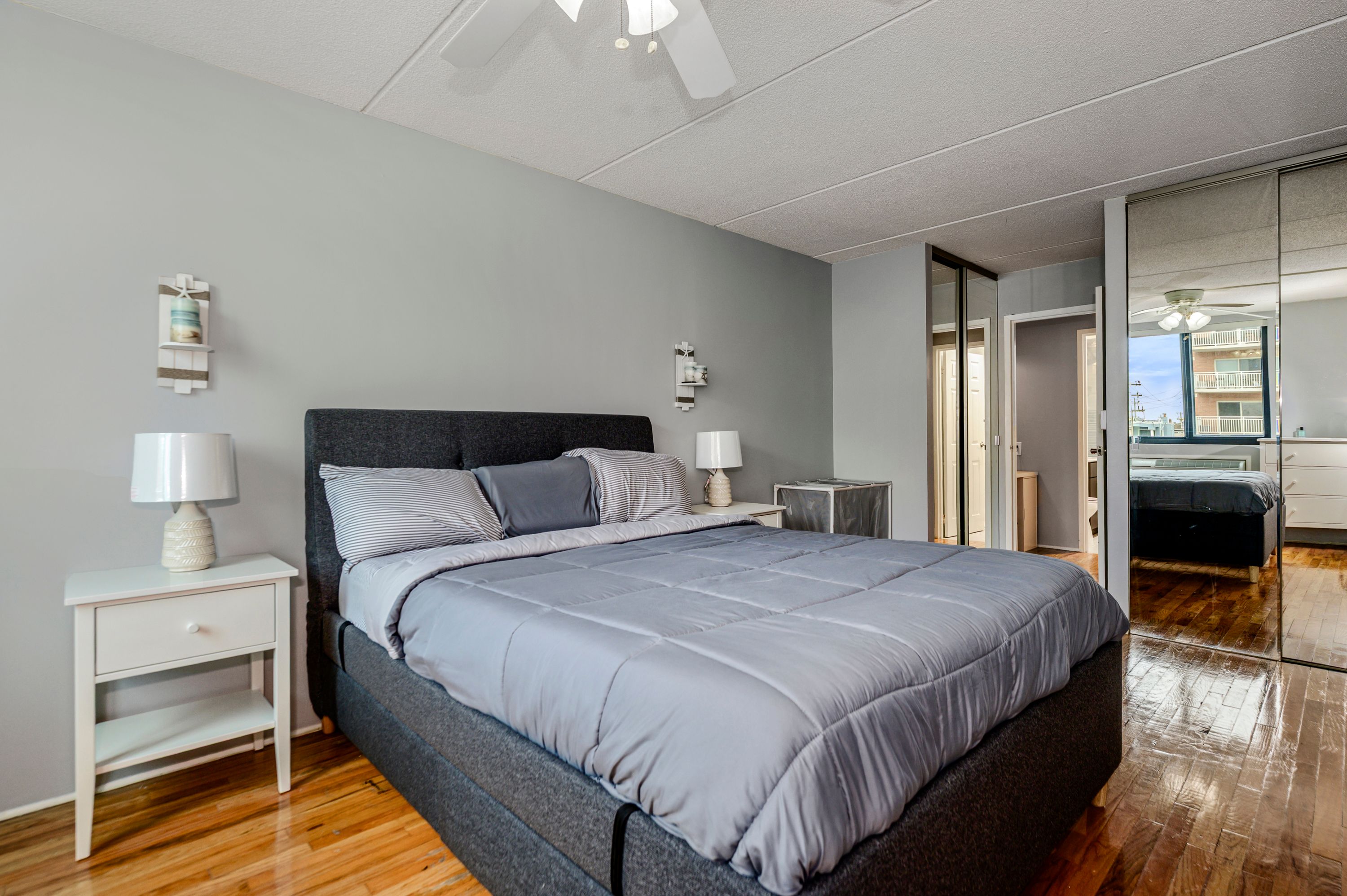 750 W Broadway Unit# 3M