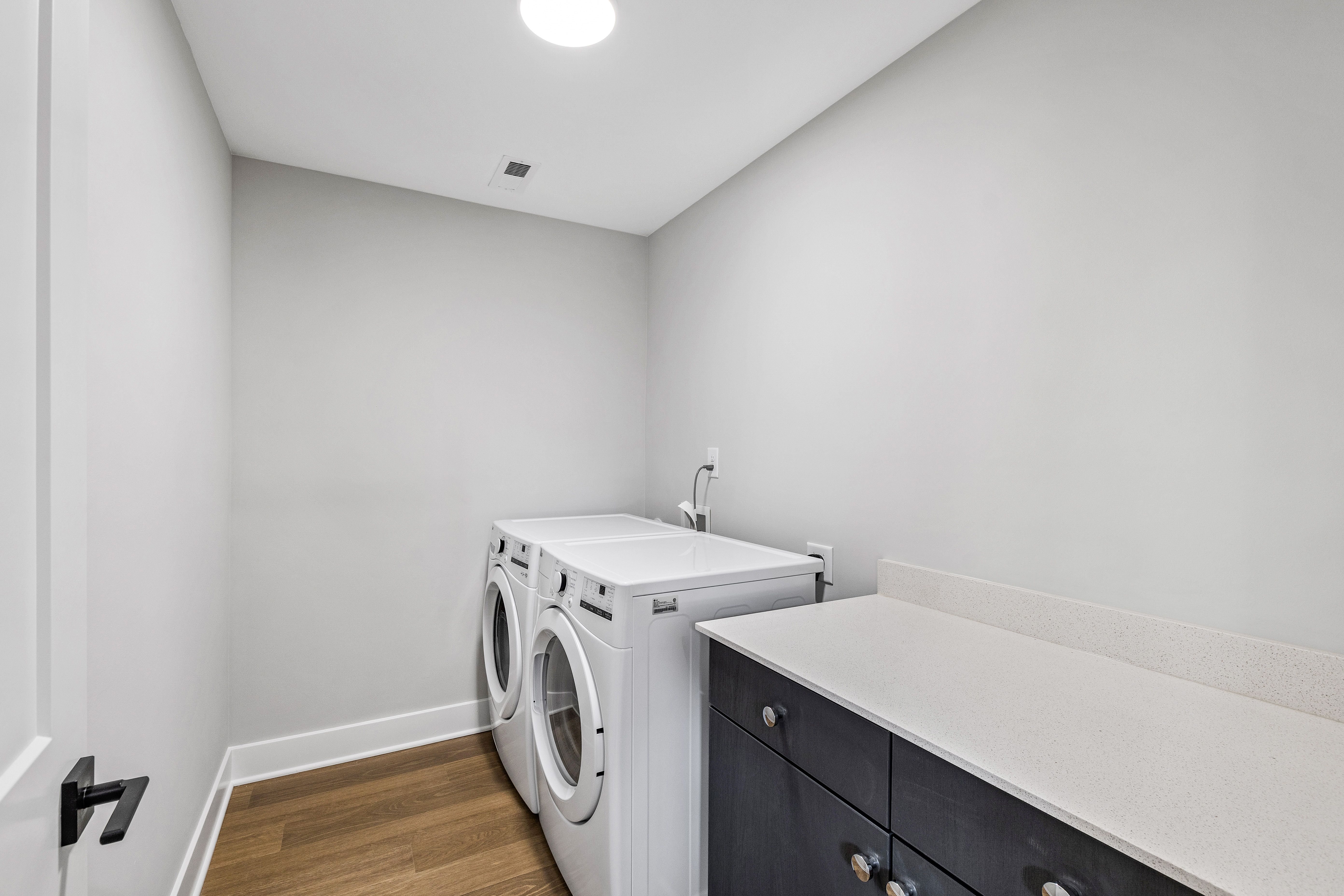 1132/1134 Cedarhurst Drive Raleigh, NC 27609 