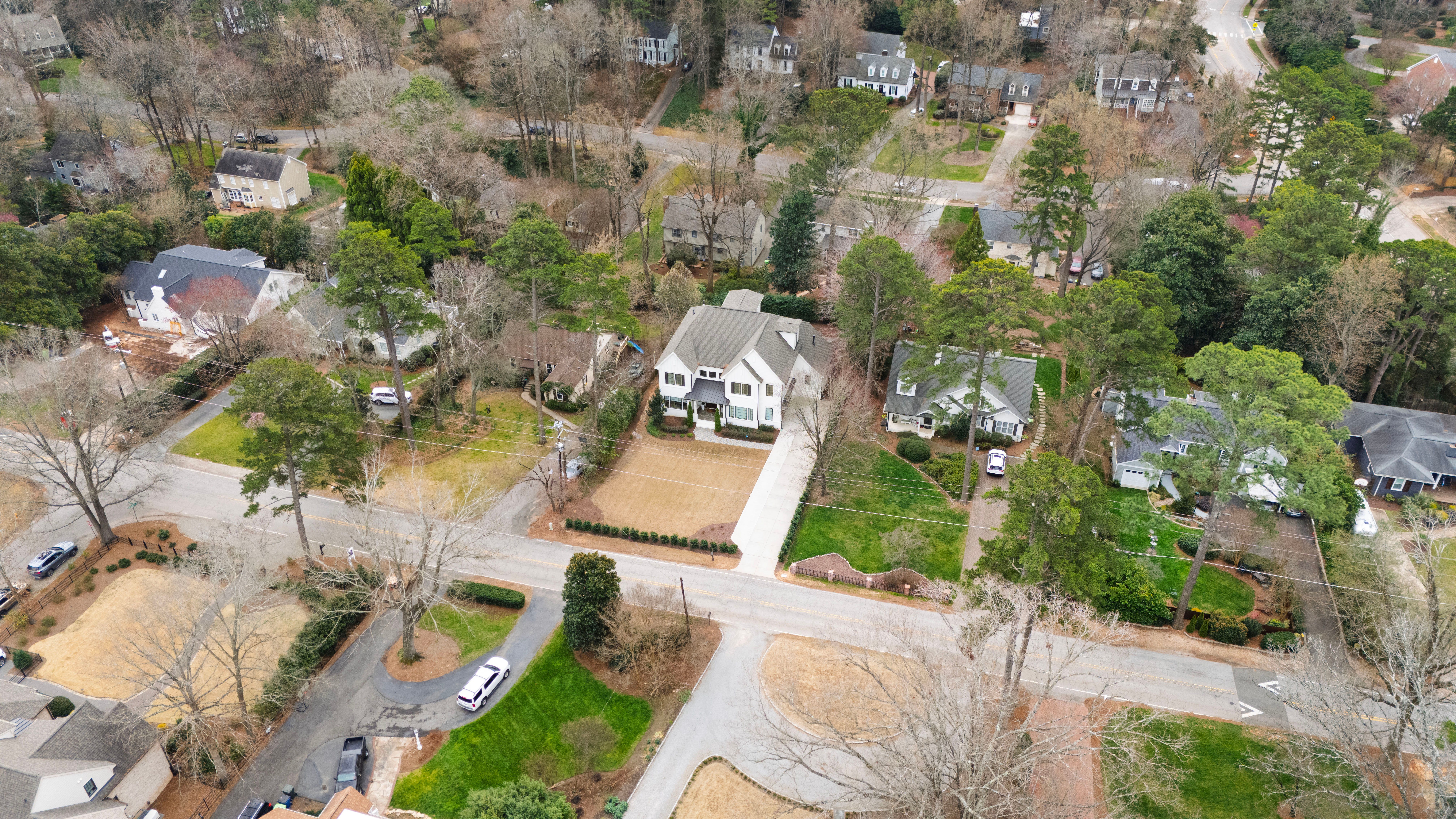 909 Lake Boone Trail 