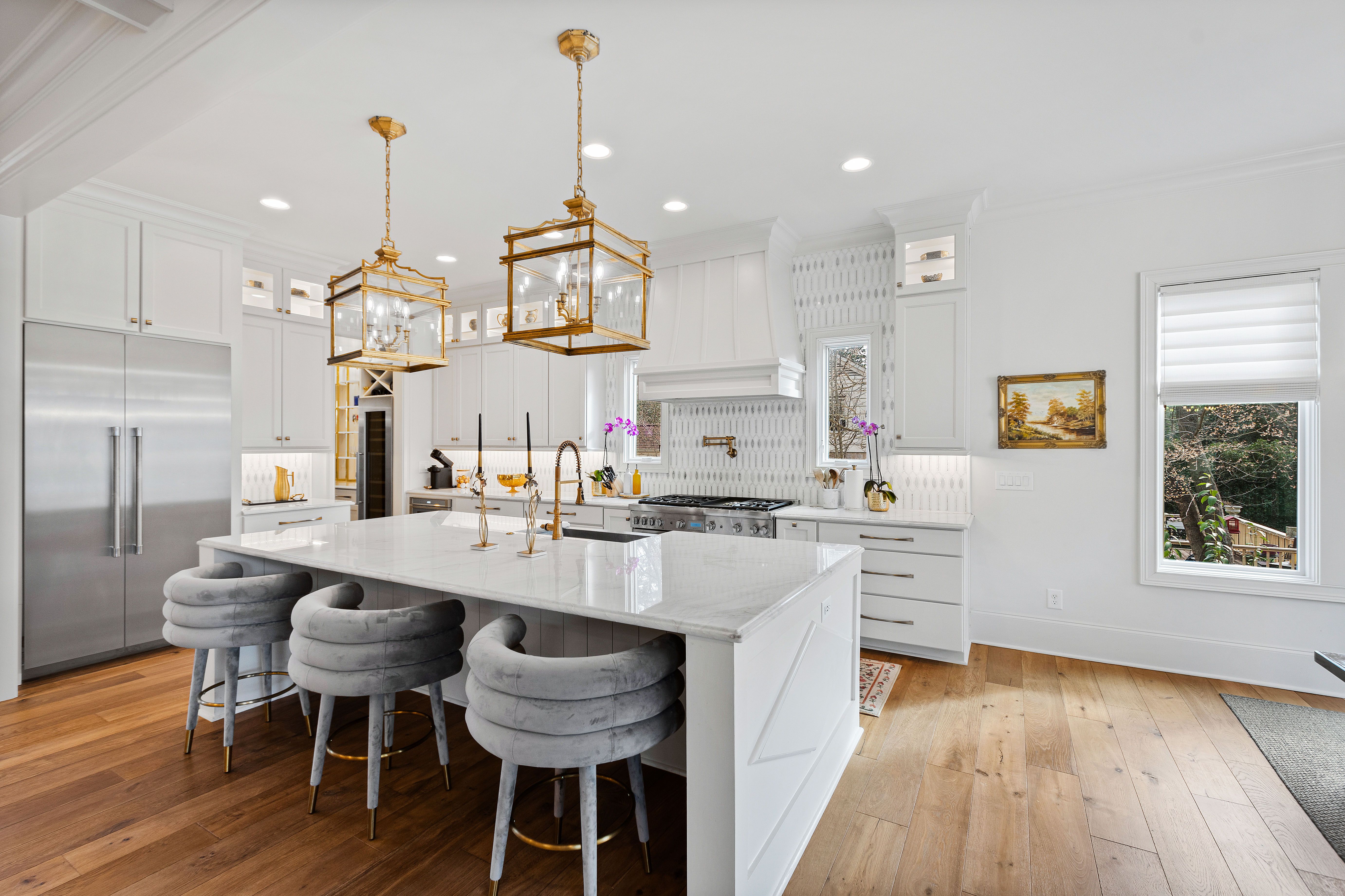 909 Lake Boone Trail 