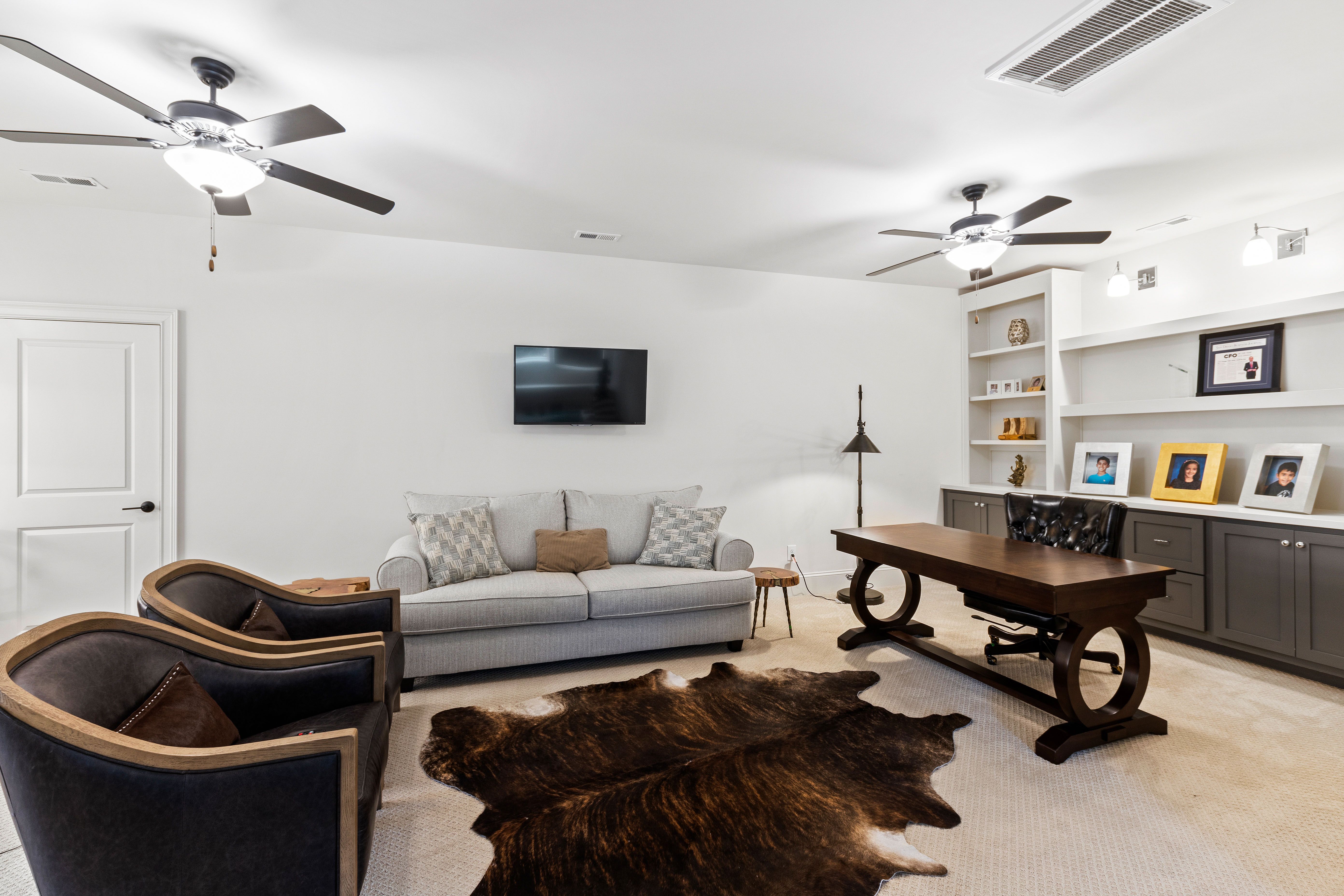 909 Lake Boone Trail 