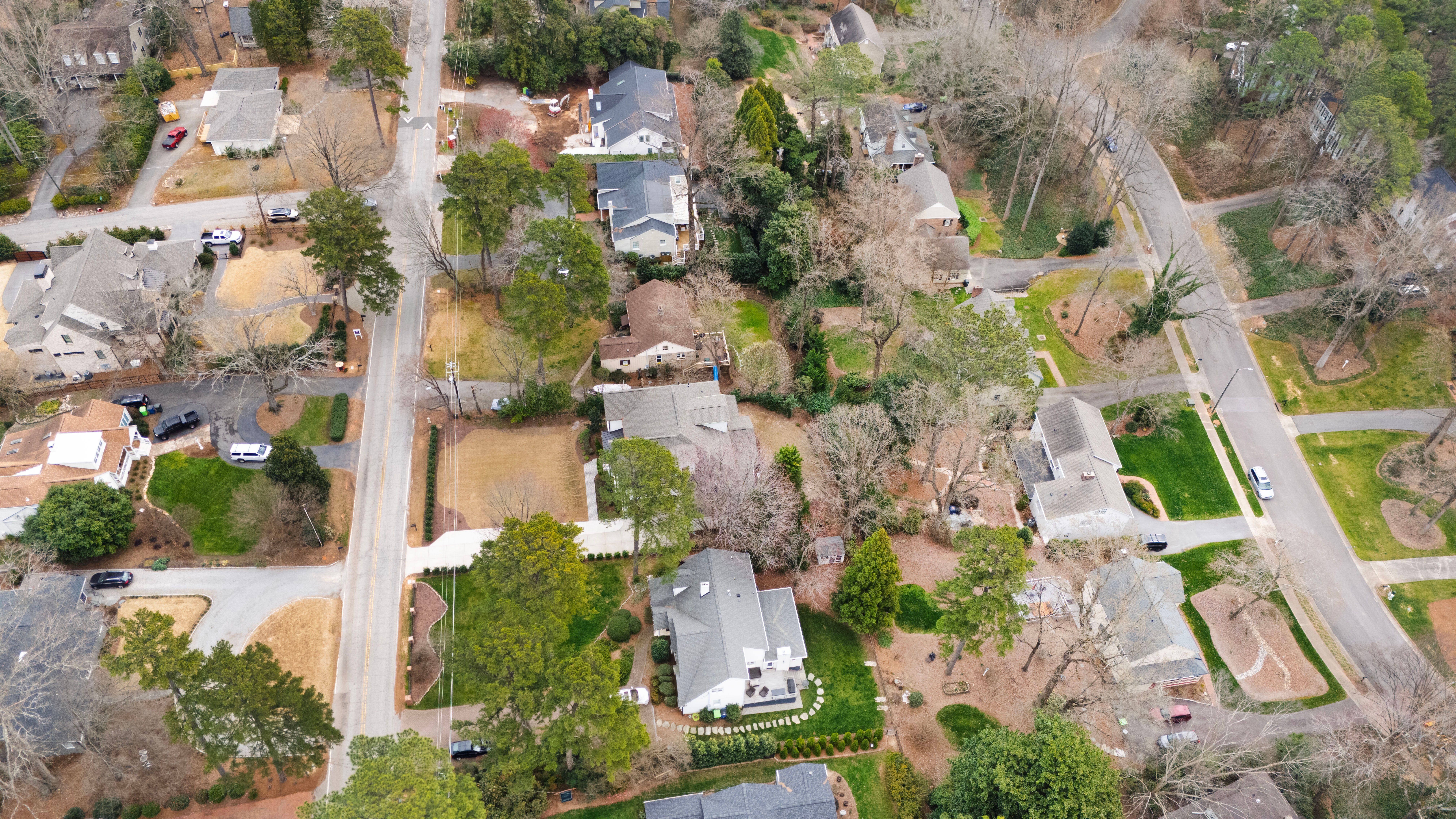 909 Lake Boone Trail 