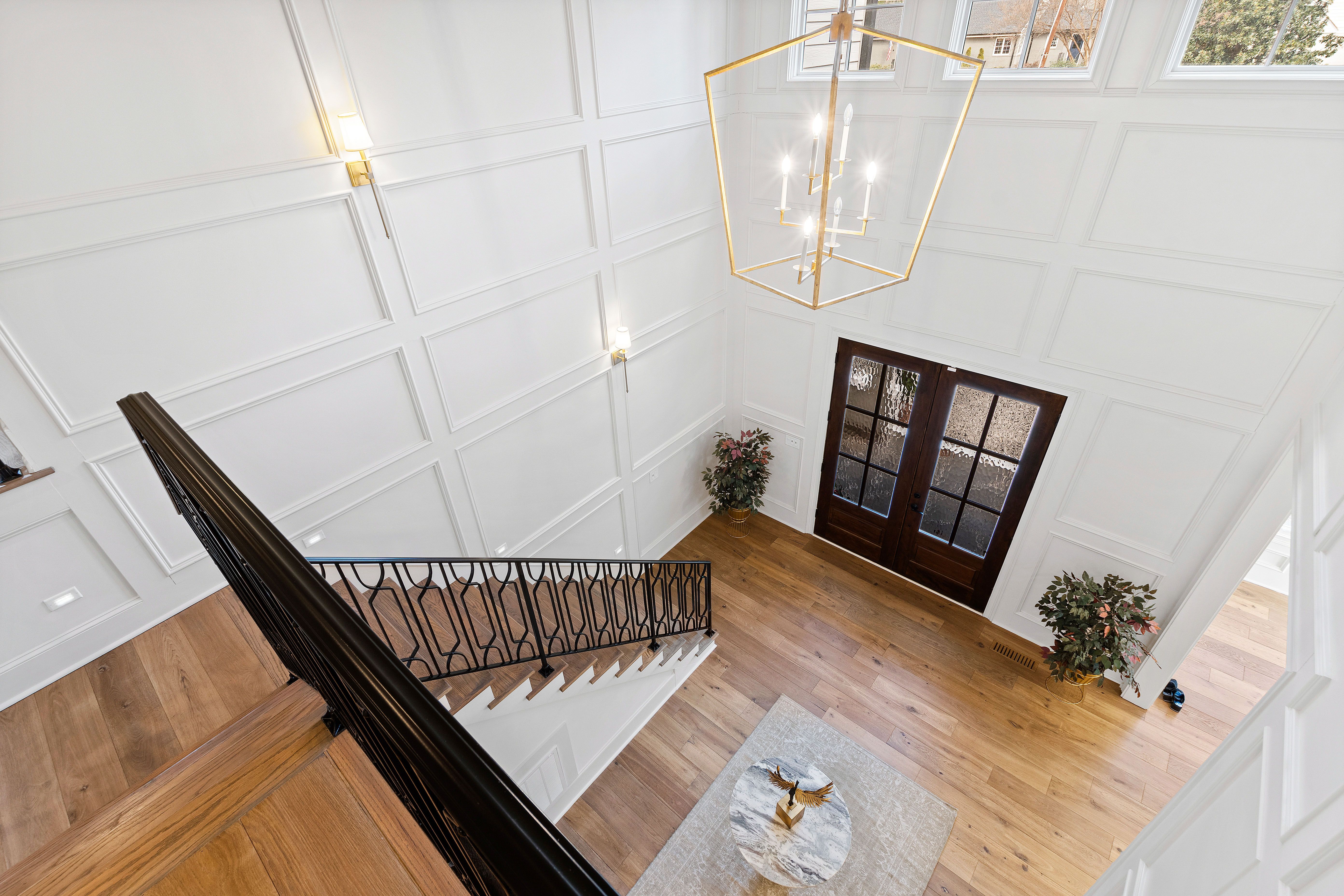 909 Lake Boone Trail 