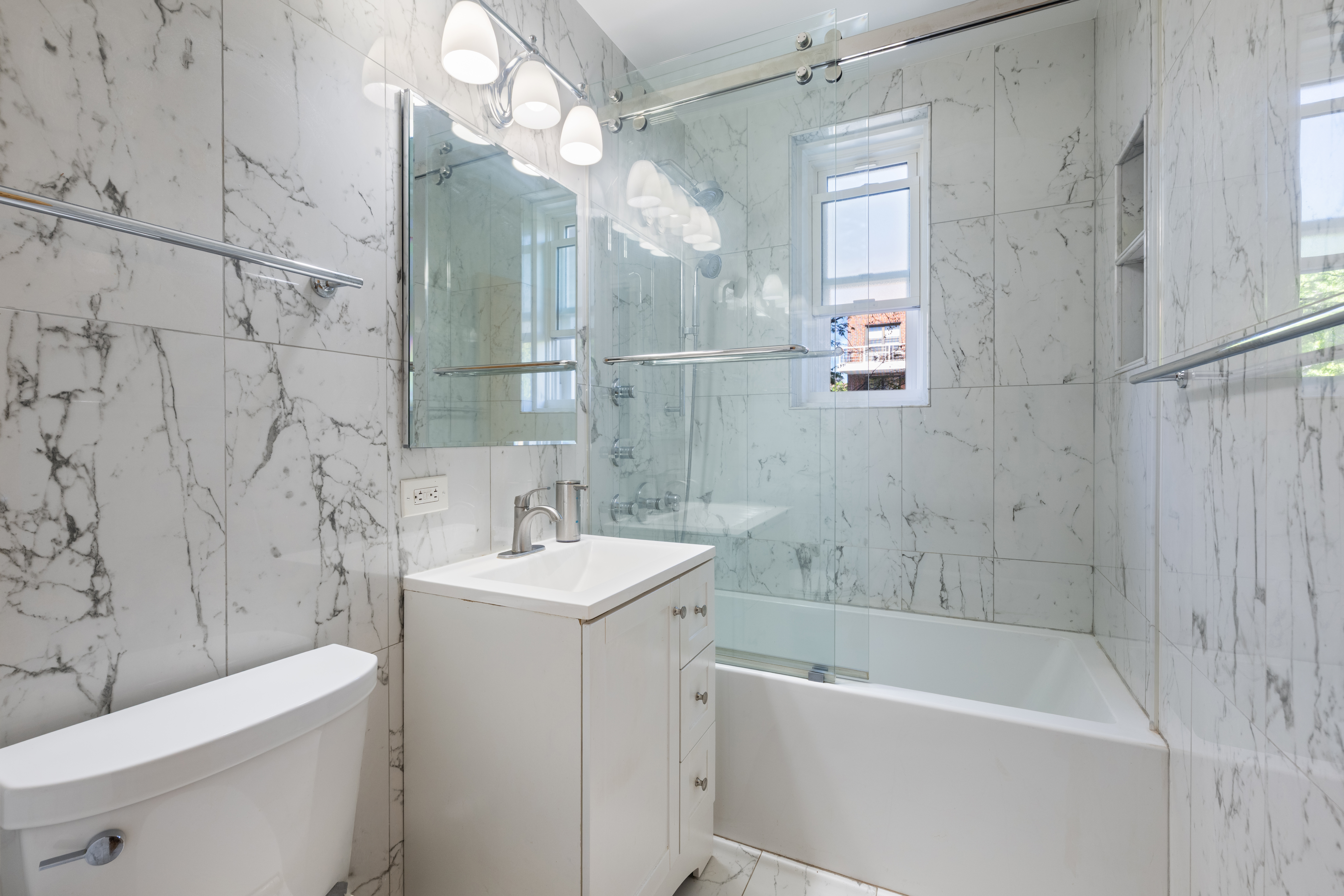 3210 Arlington Avenue 4G
