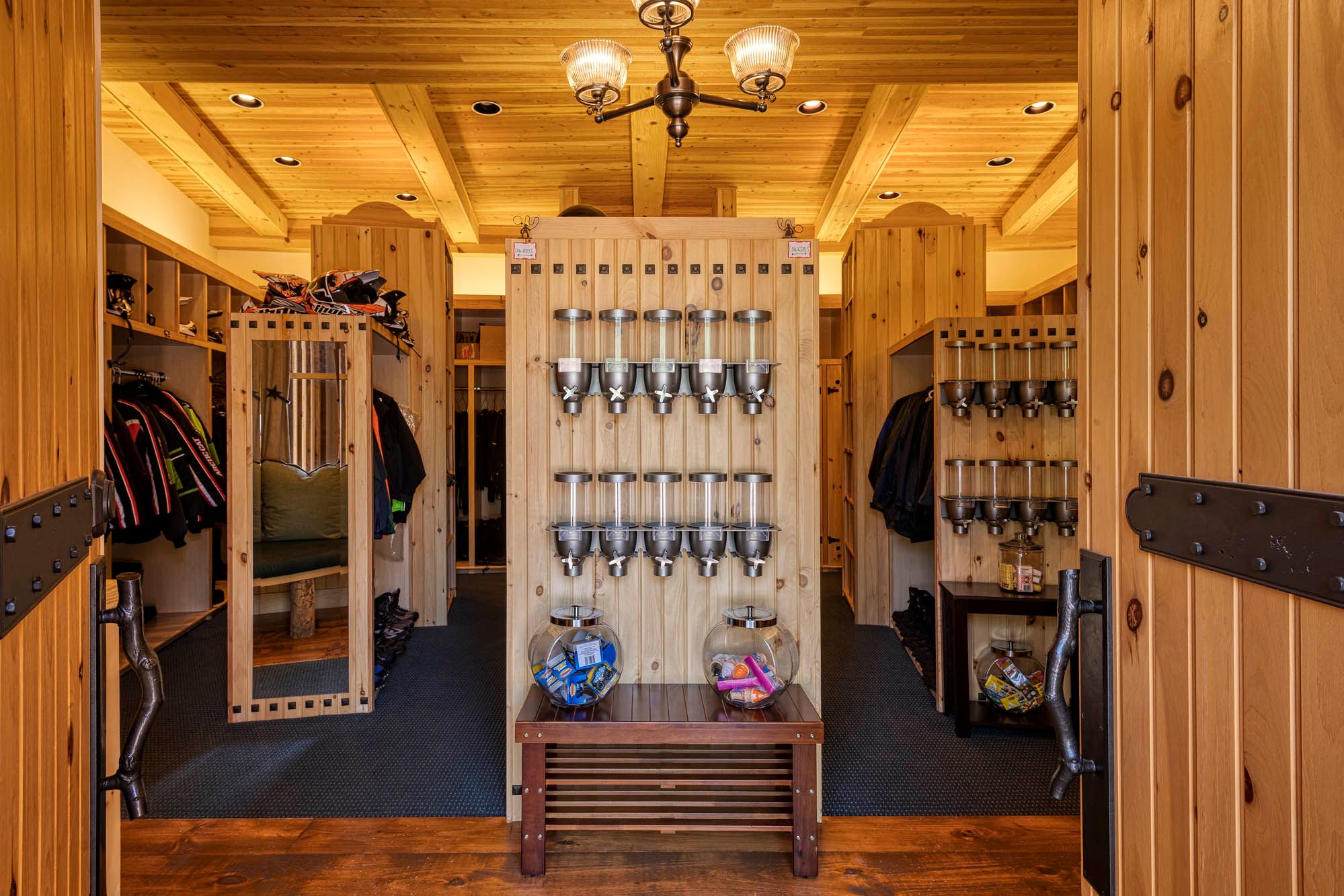 2400/1683  Casteel Creek Rd 