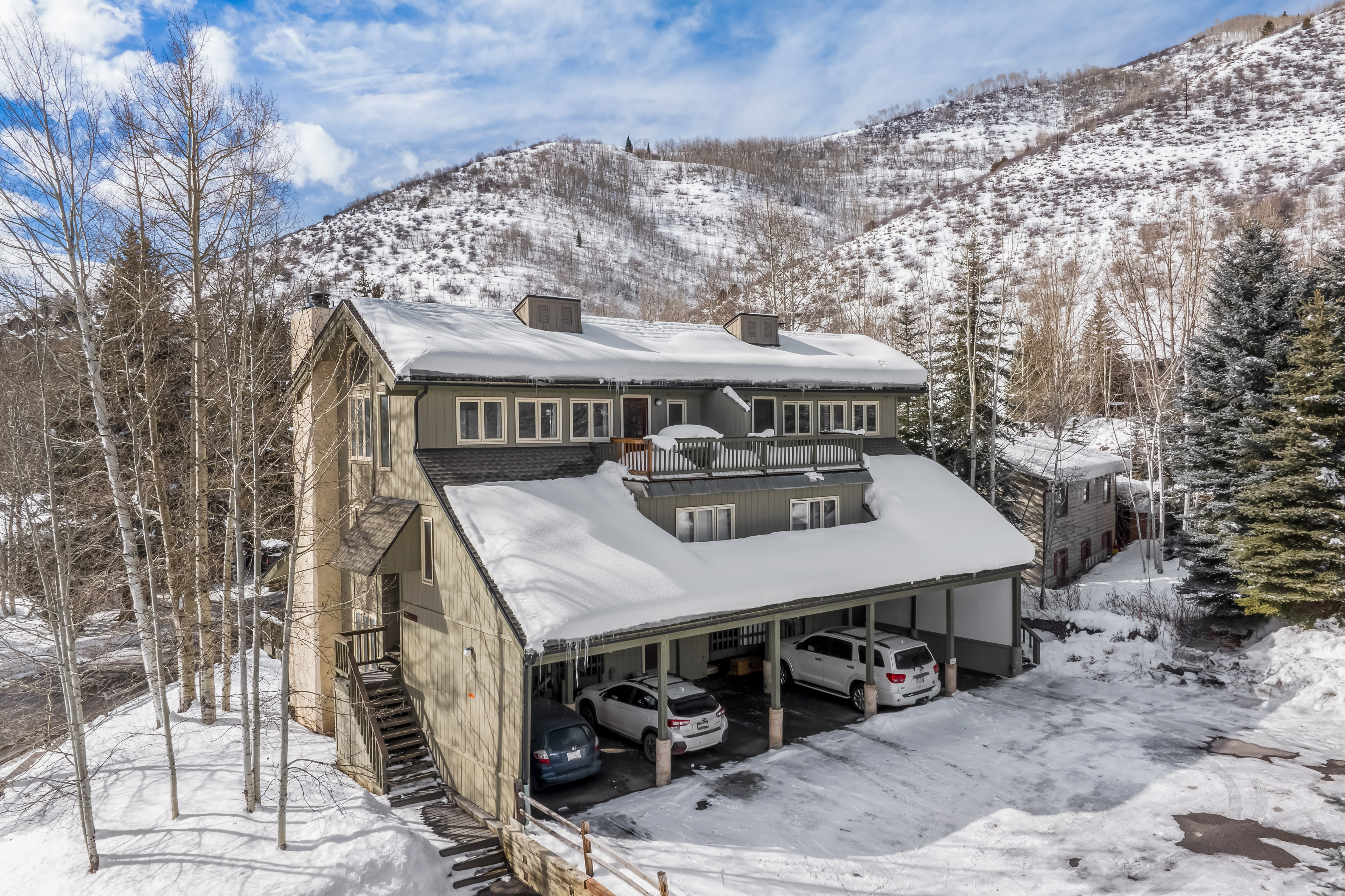 2447 Chamonix Lane #11C 