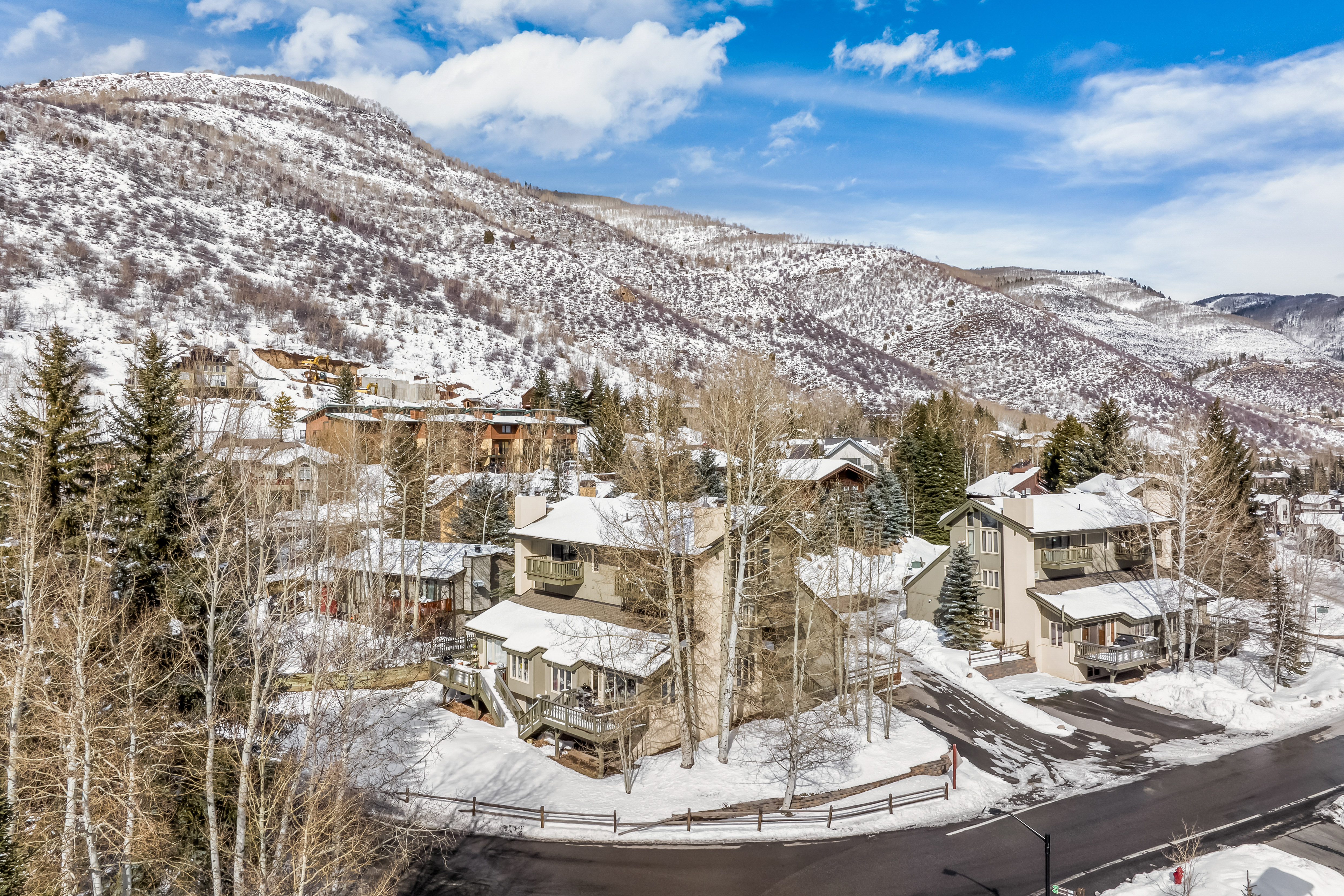 2447 Chamonix Lane #11C 
