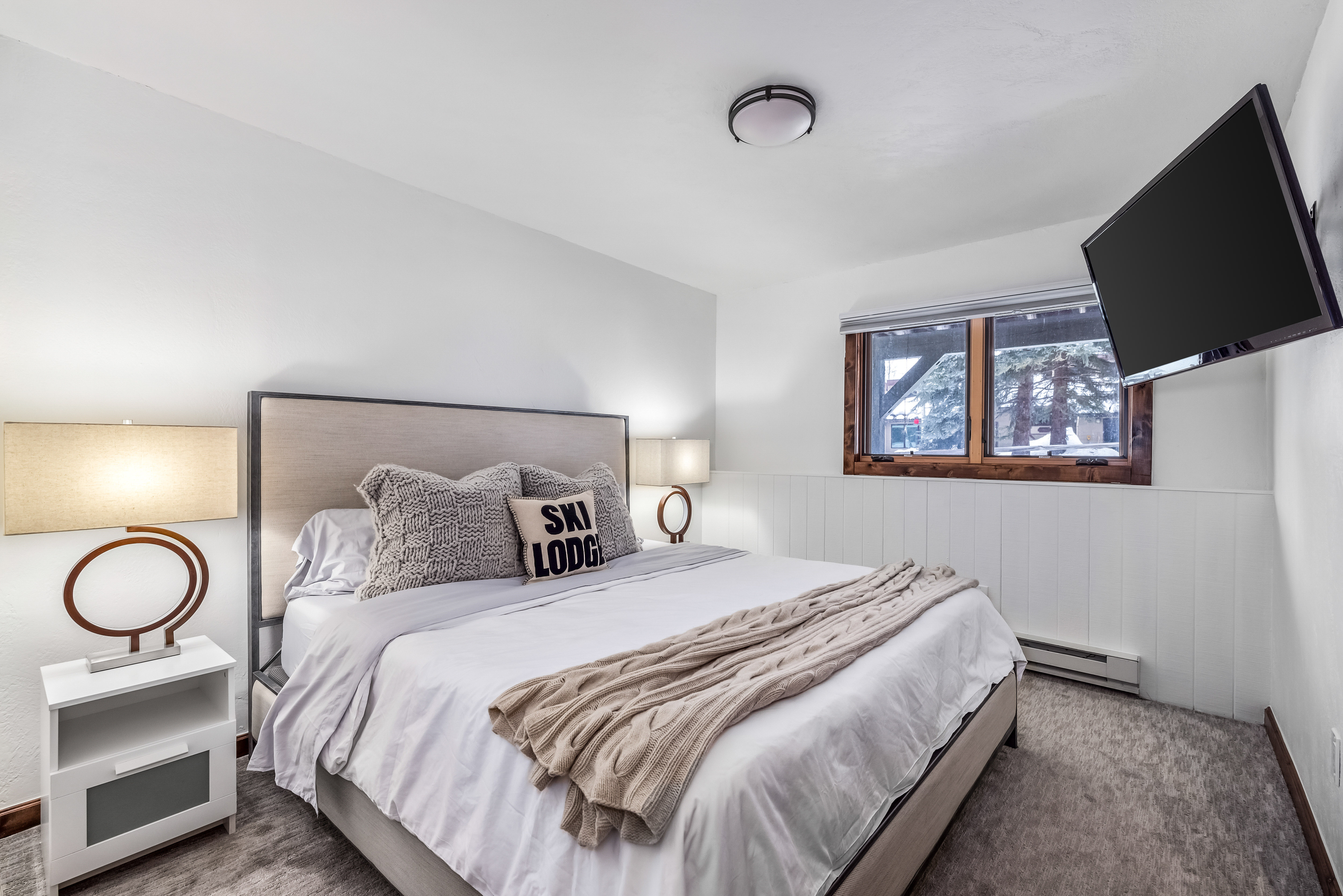 2447 Chamonix Lane #11C 