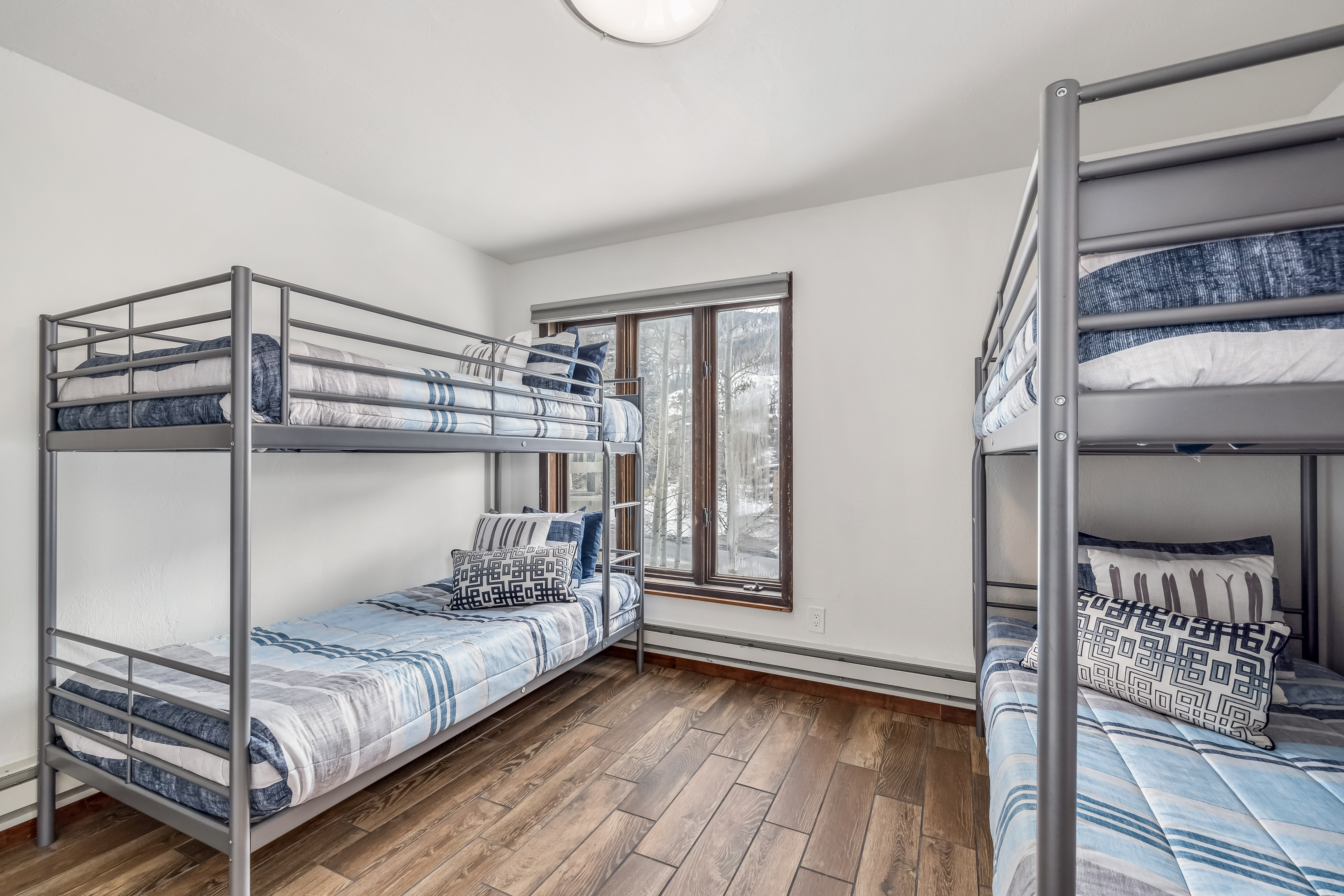 2447 Chamonix Lane #11C 