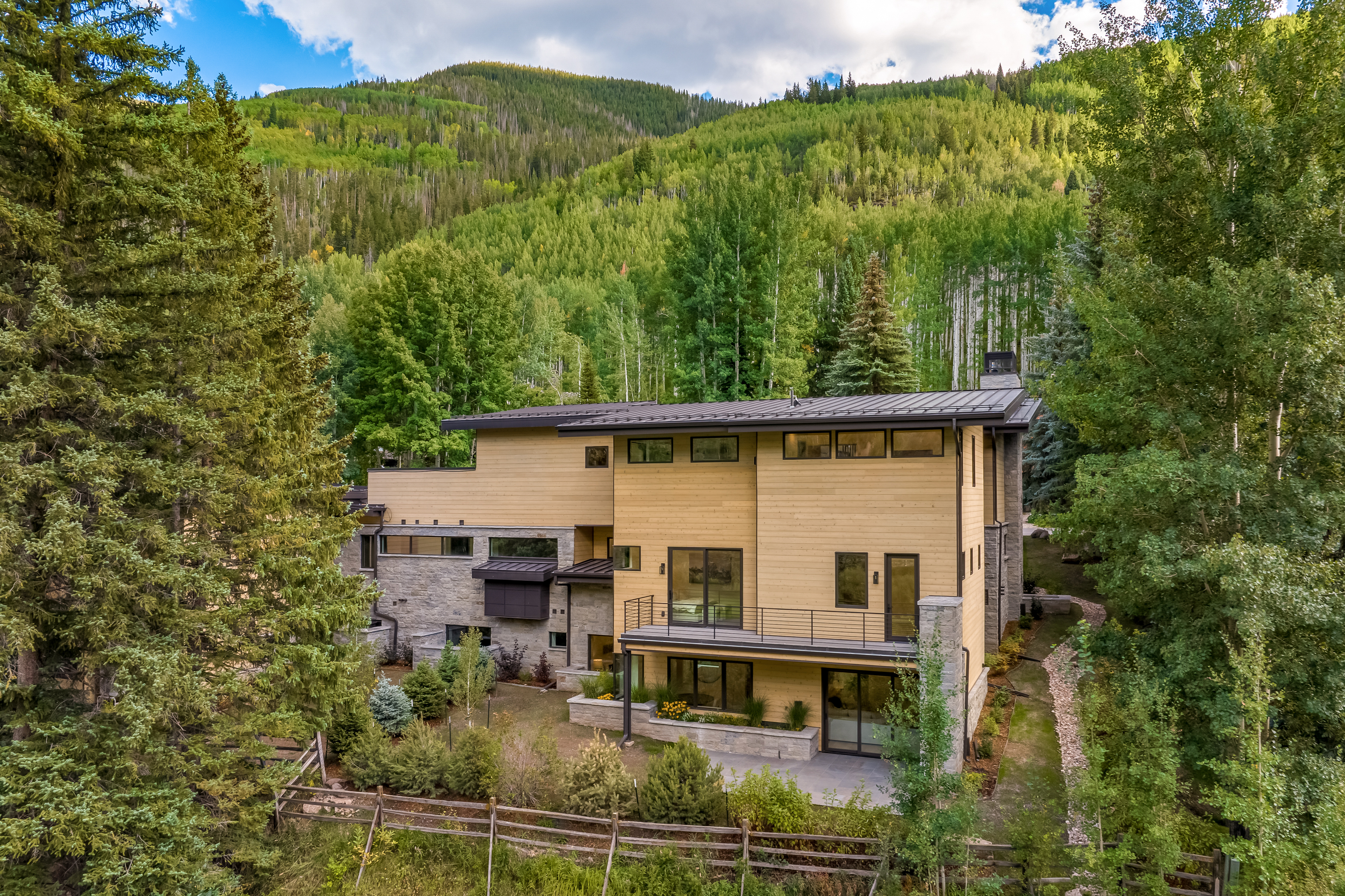 1487 Vail Valley Drive 