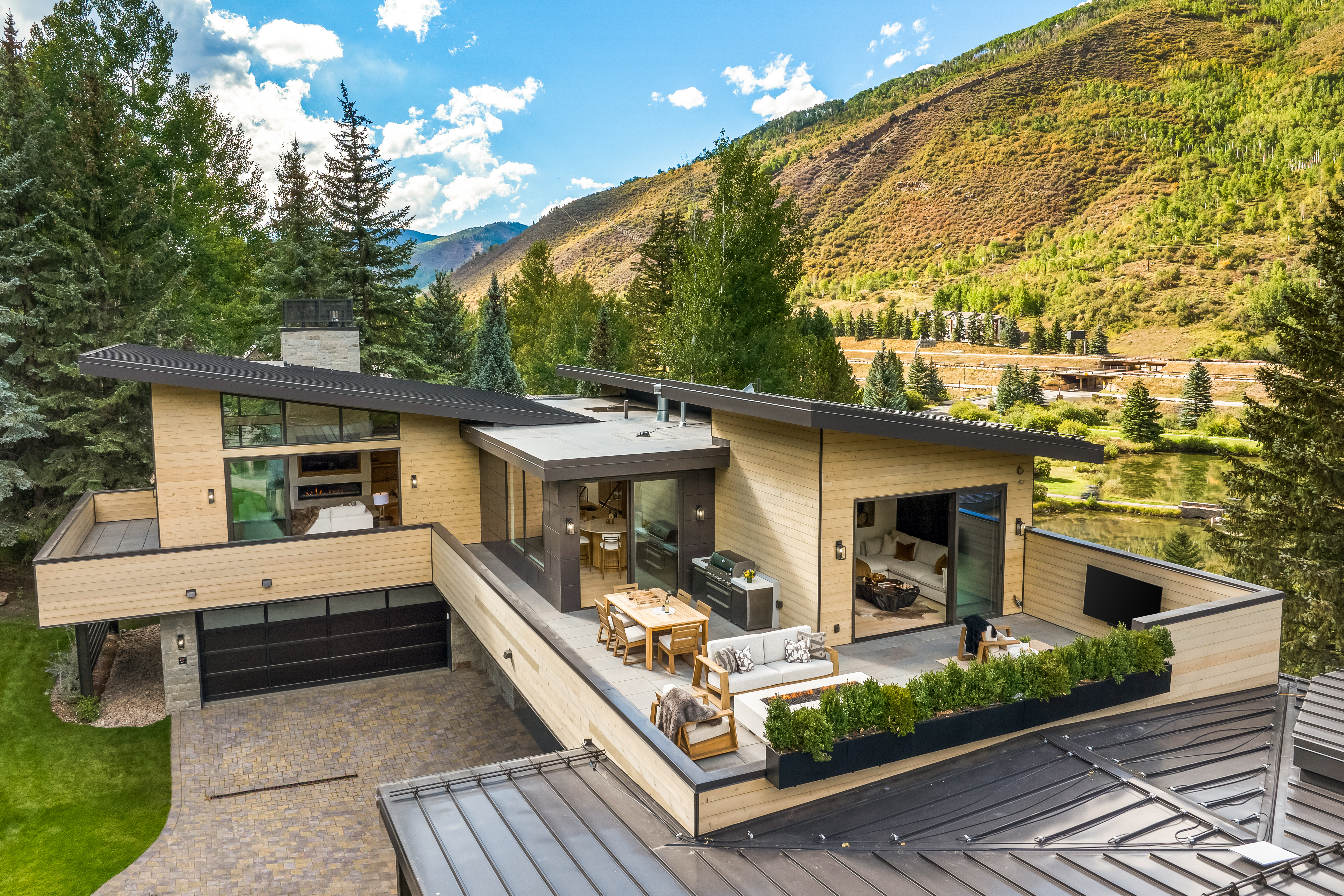 1487 Vail Valley Drive 