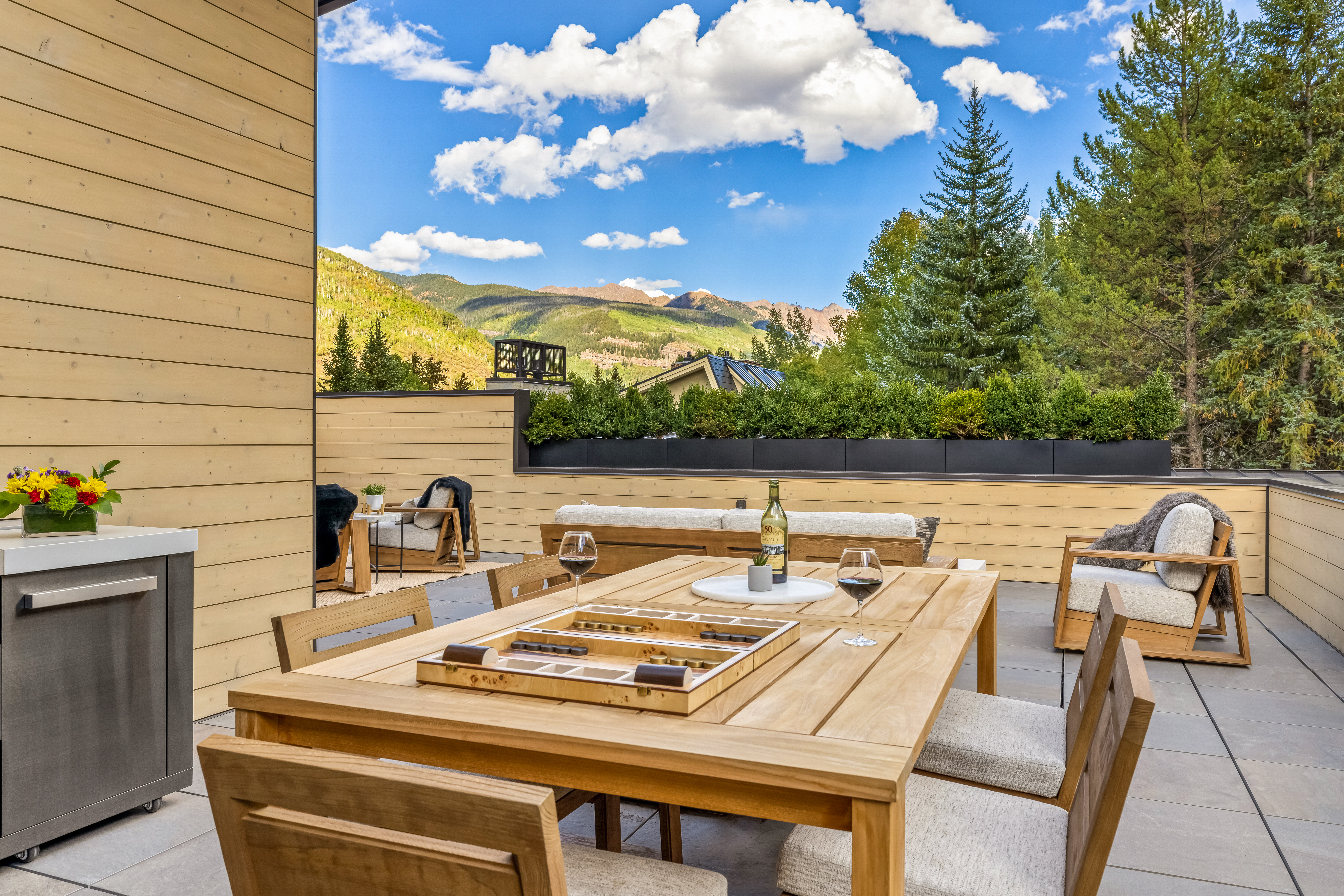 1487 Vail Valley Drive 