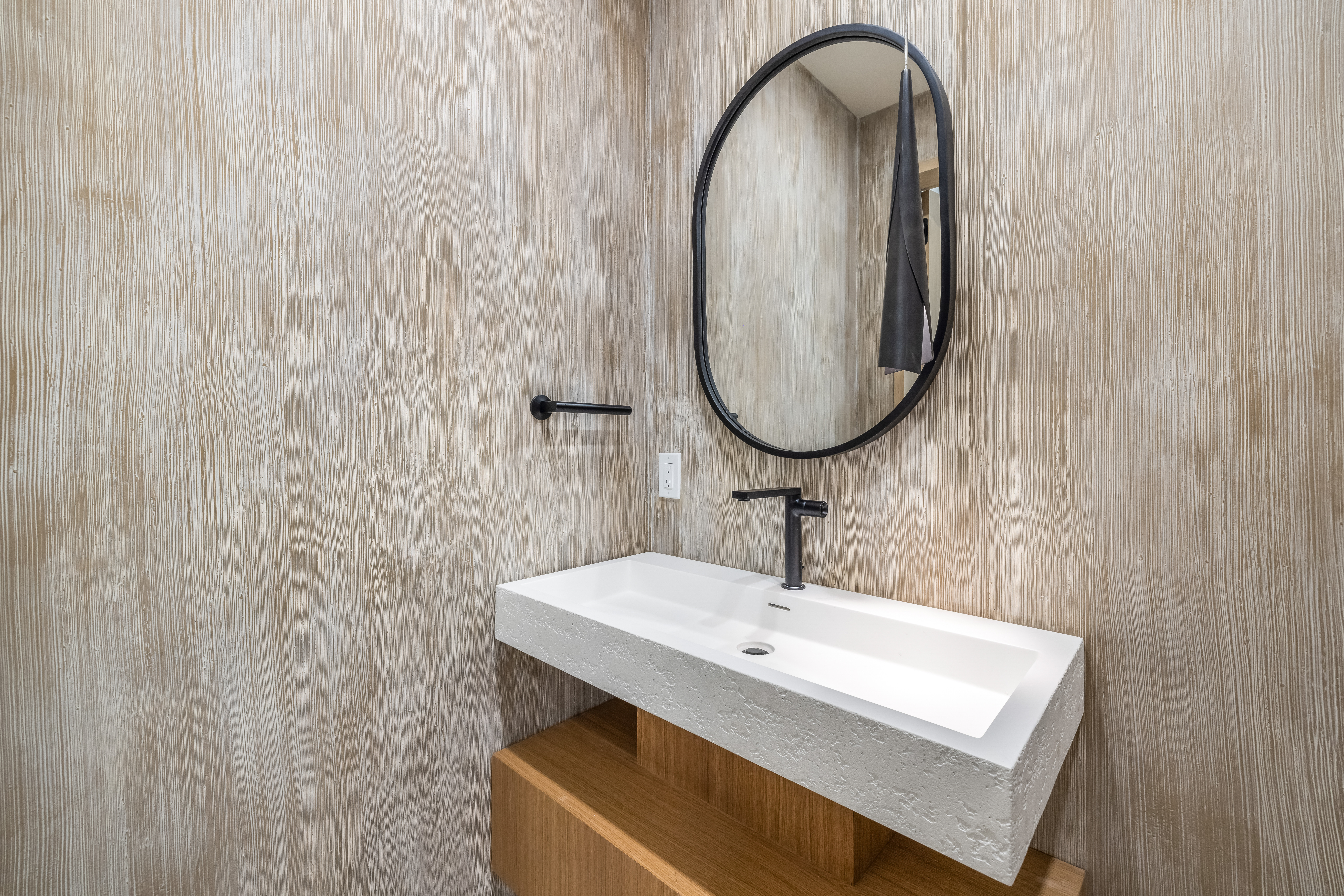 1487 Vail Valley Drive 