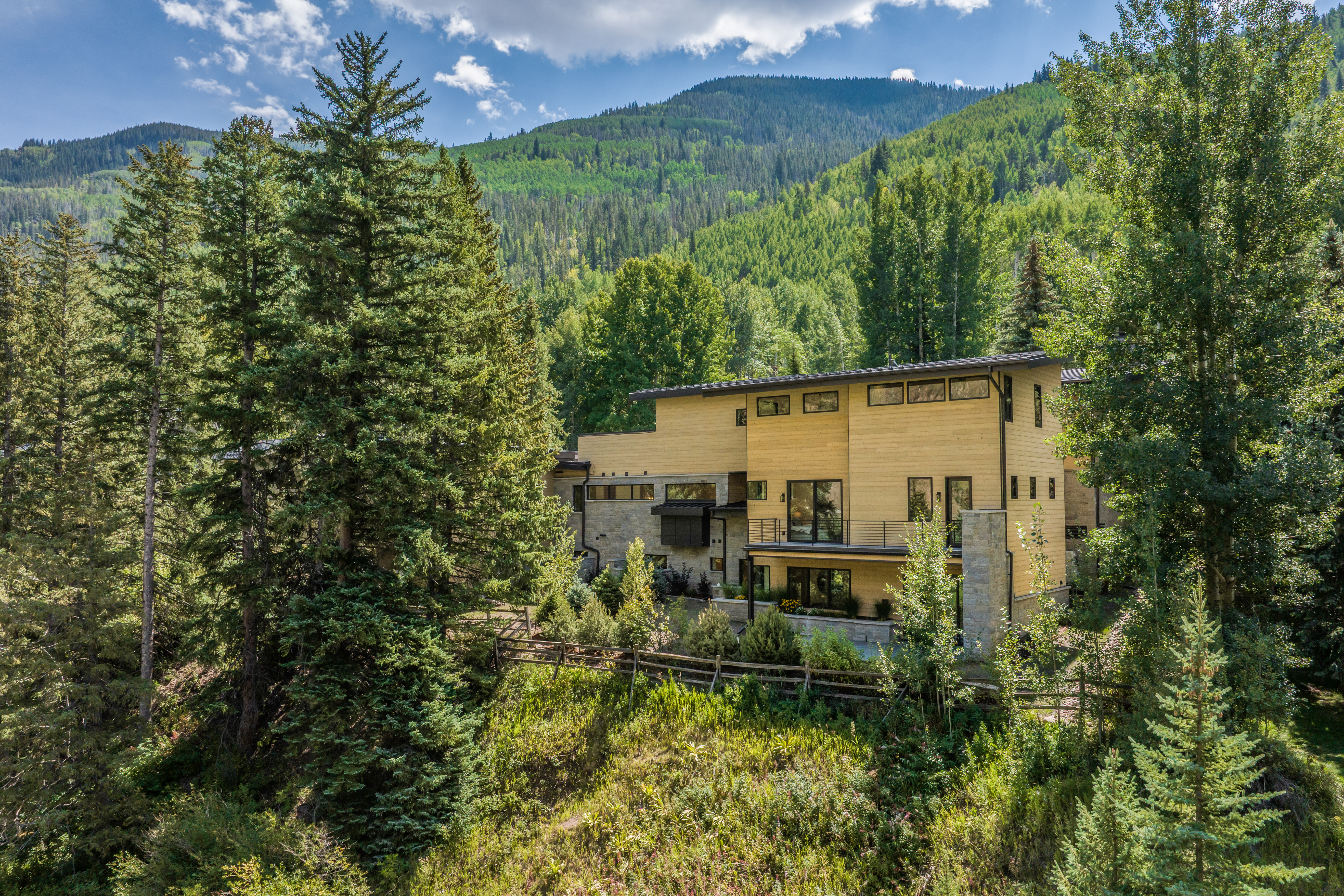 1487 Vail Valley Drive 