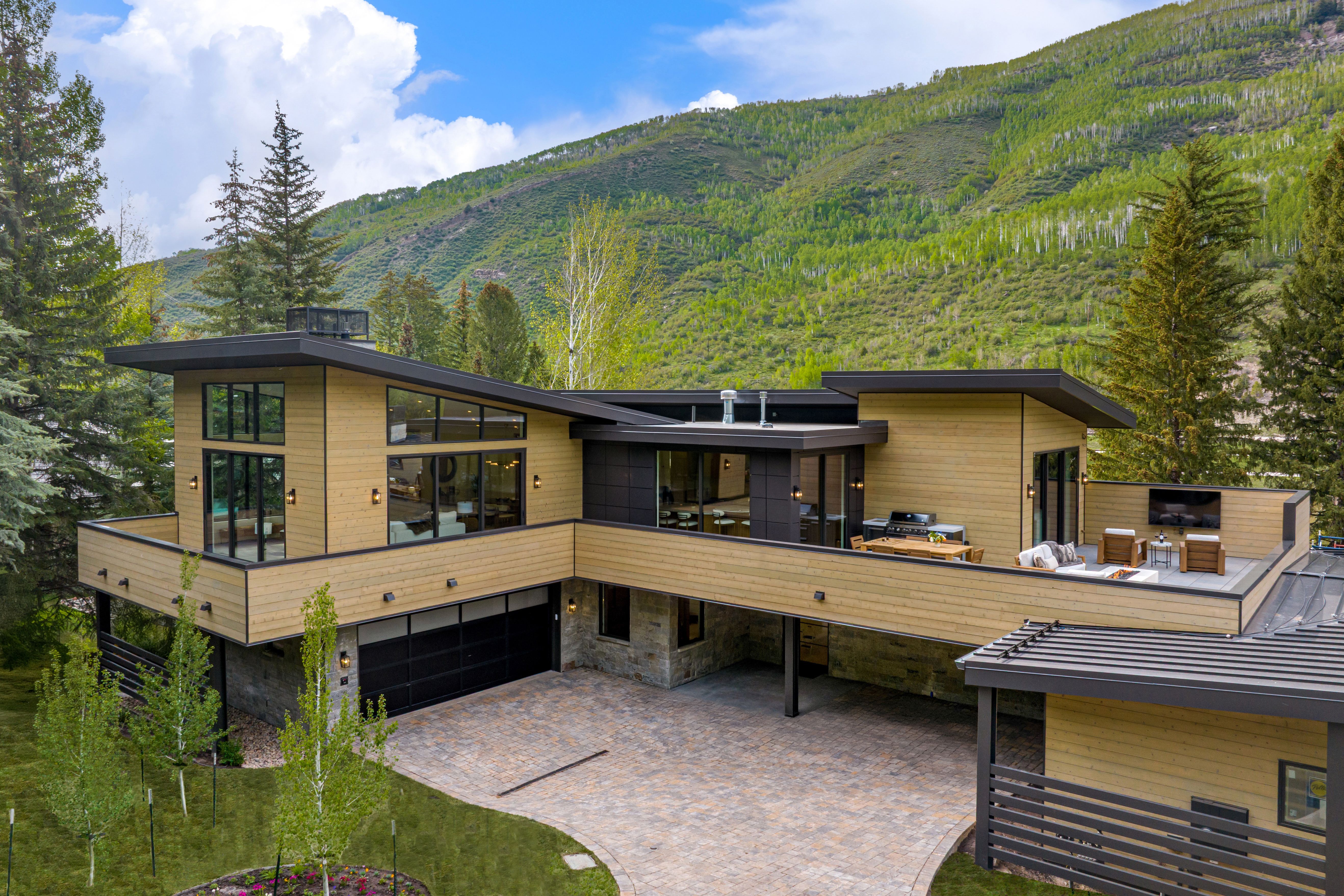 1487 Vail Valley Drive 