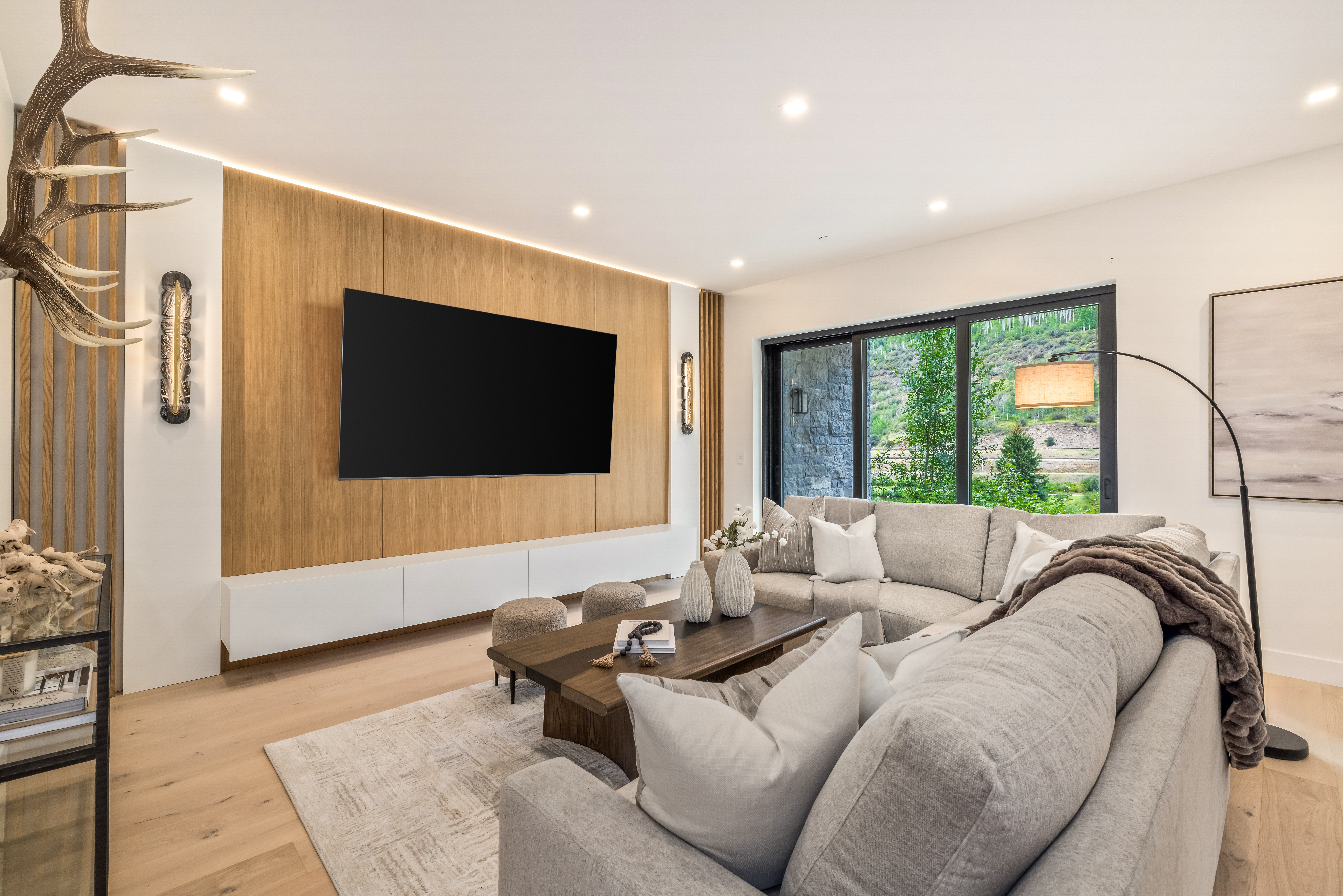 1487 Vail Valley Drive 