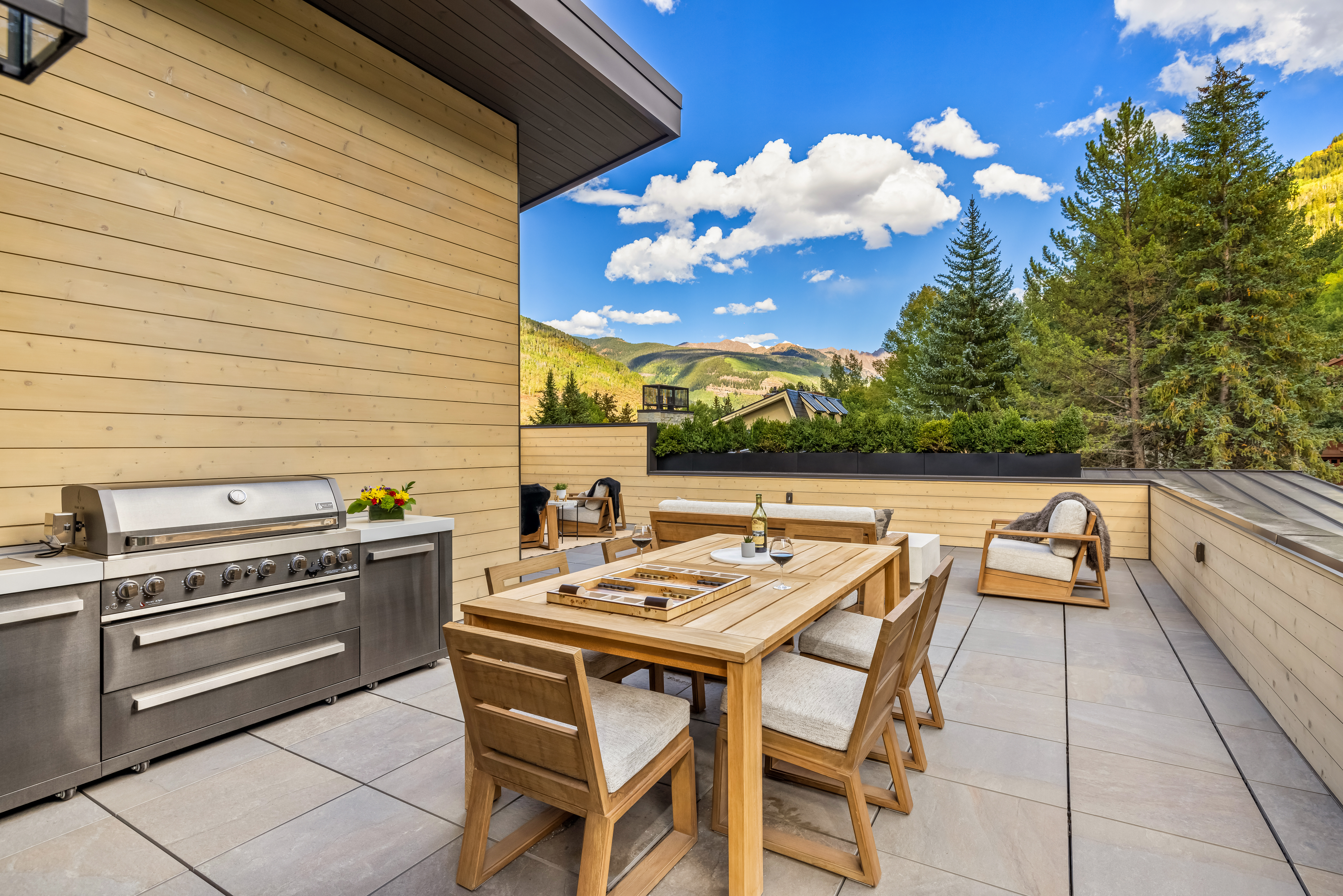 1487 Vail Valley Drive 