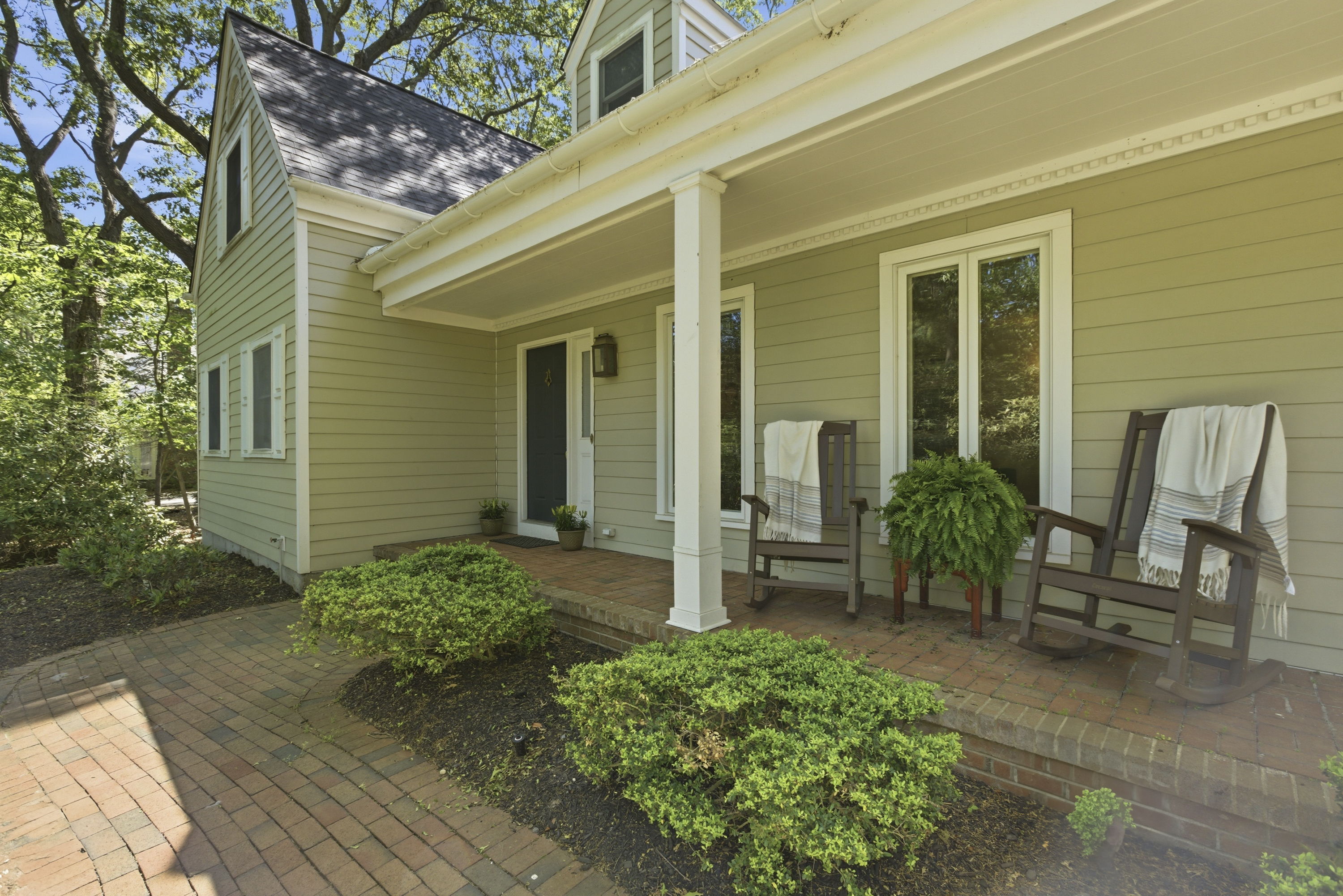 4 Waterview Lane