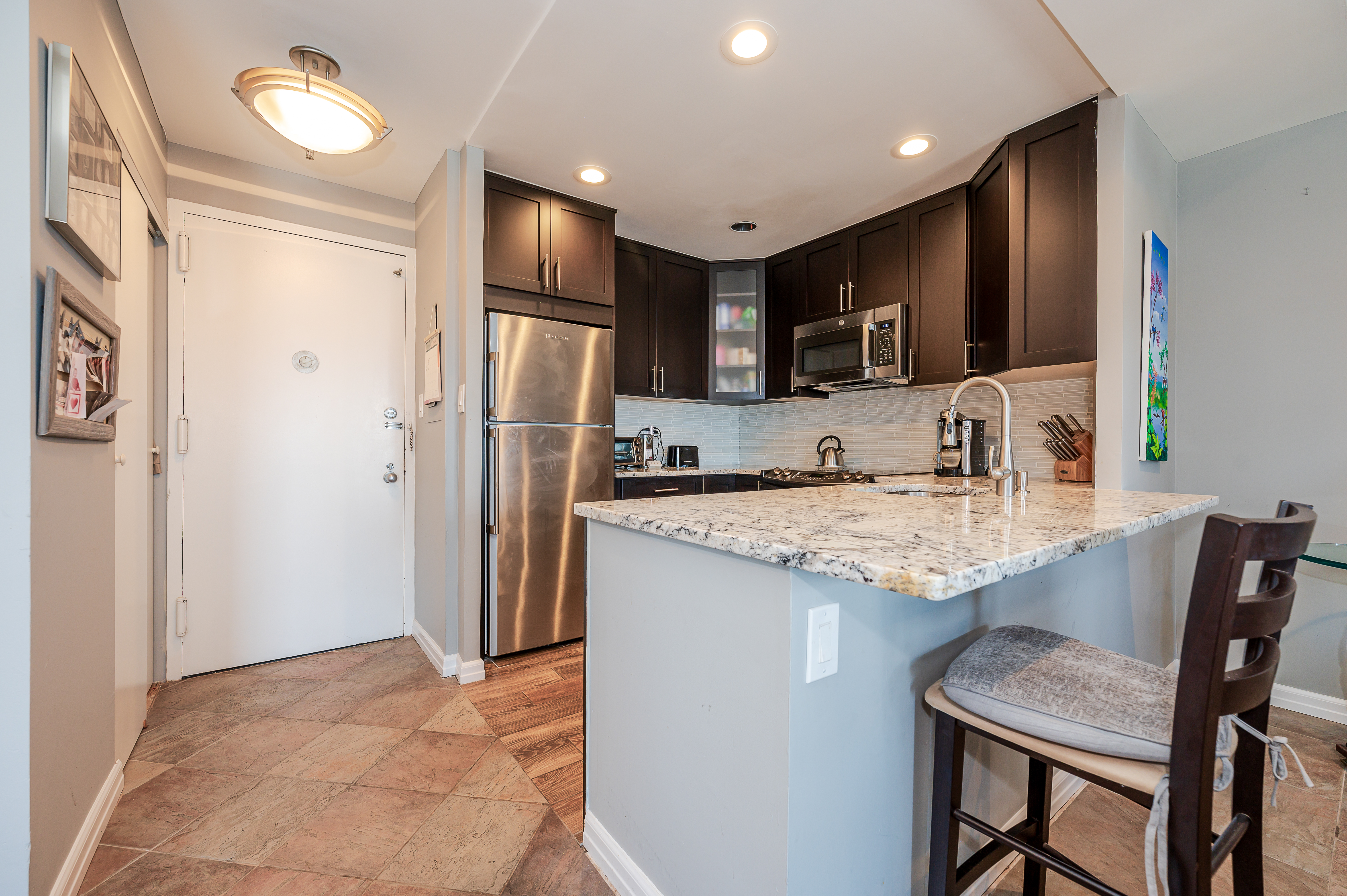 100 W Broadway Unit# 7Jj