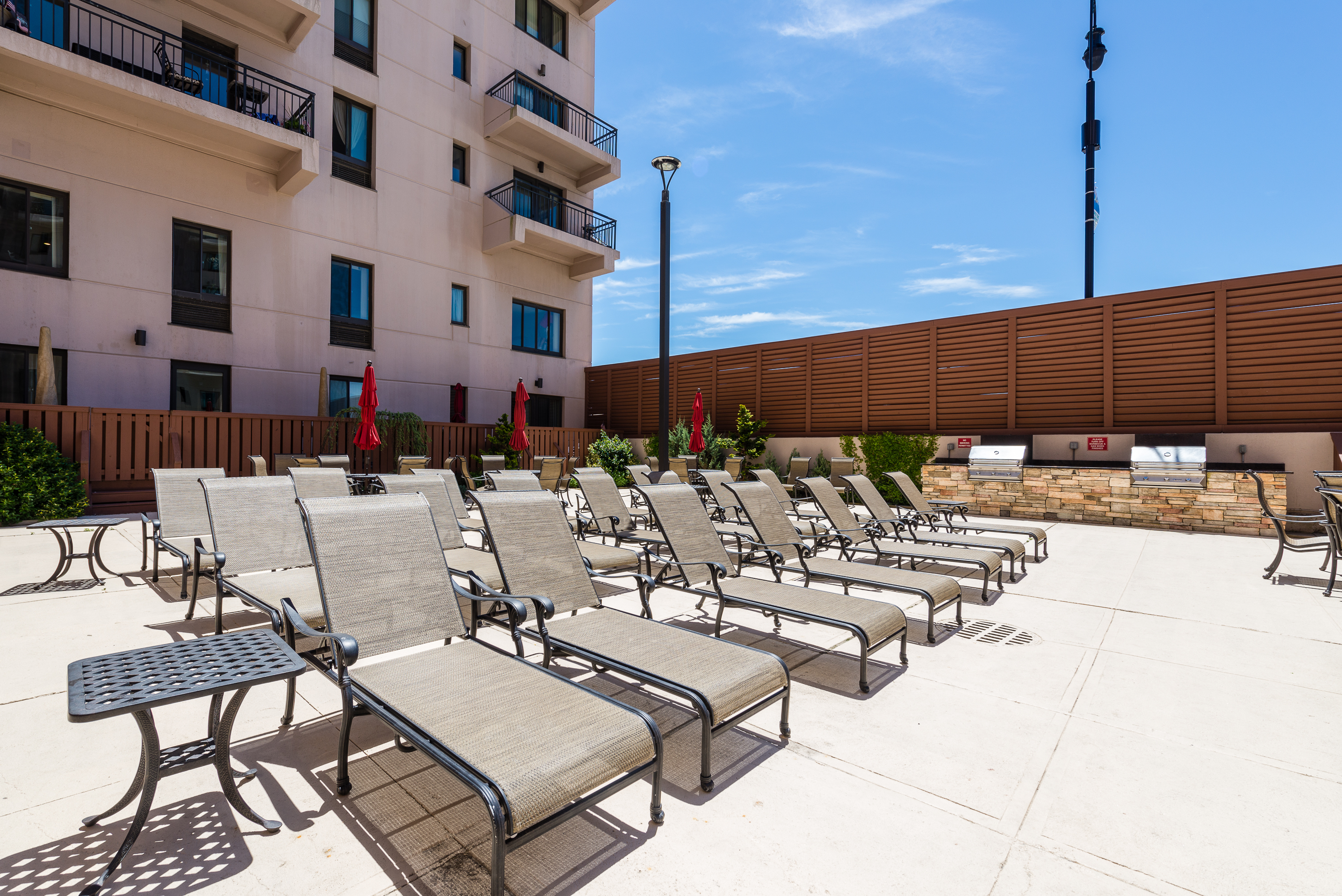 100 W Broadway Unit# 7Jj