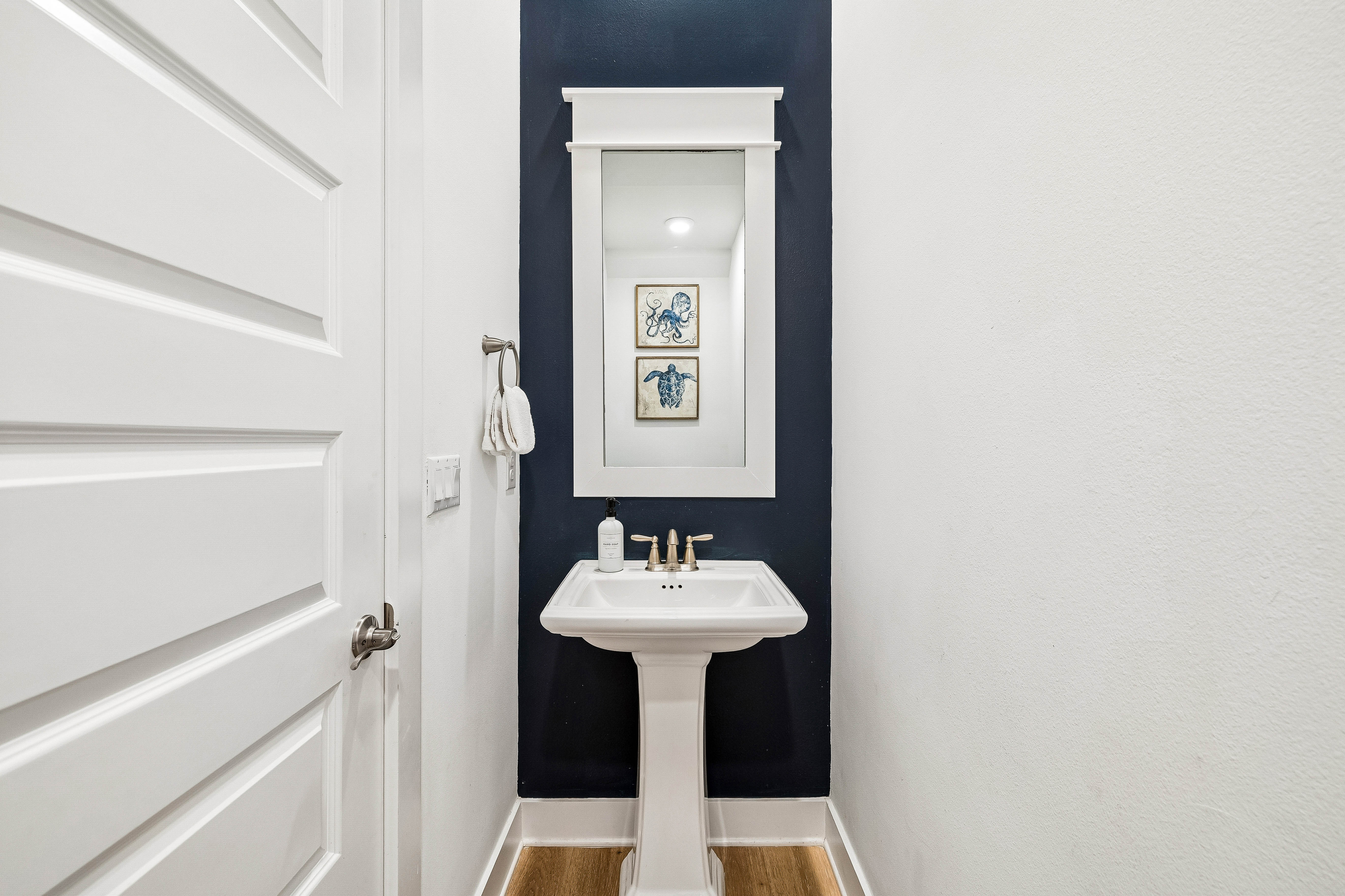 100 Pine Lands Loop West B
