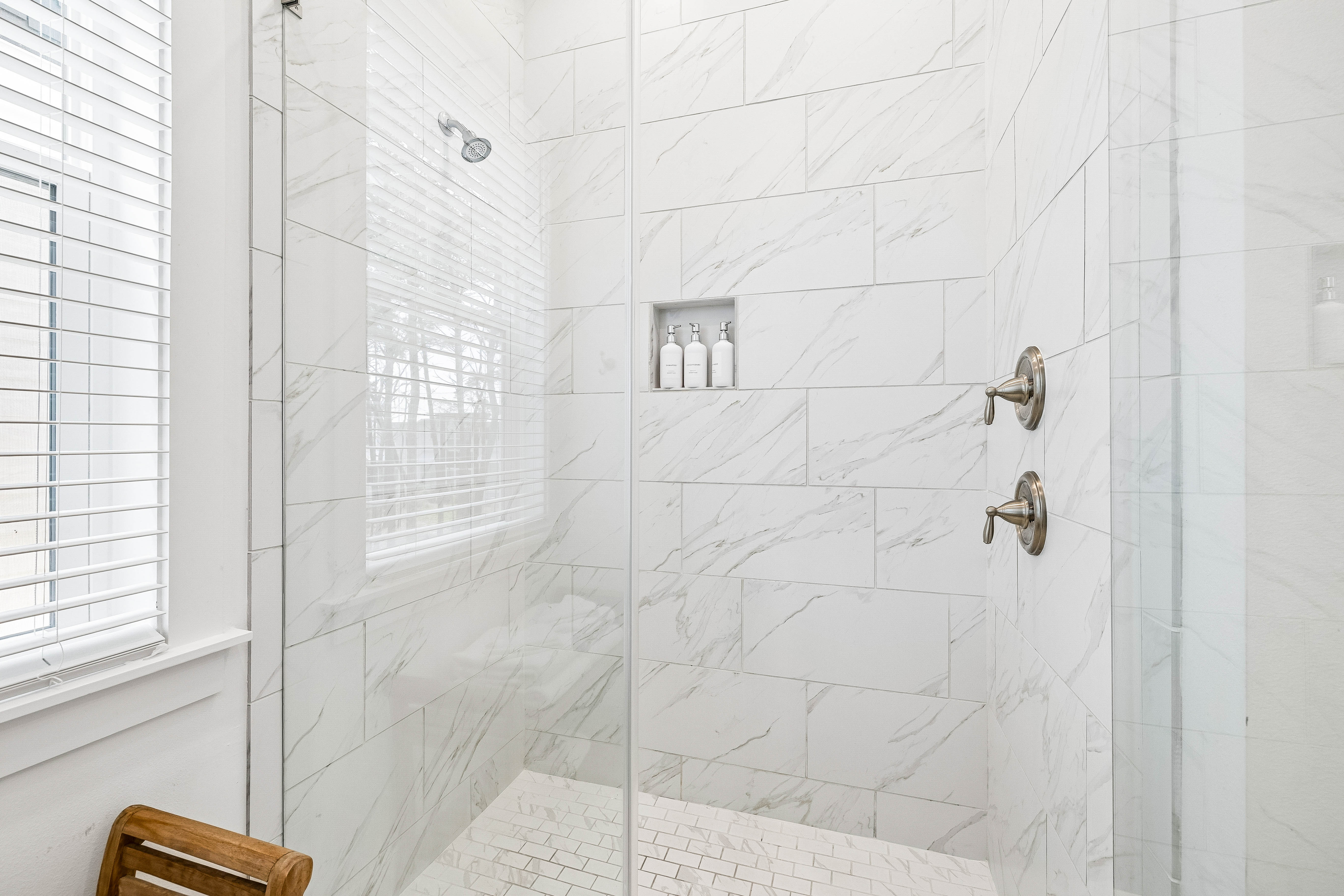 100 Pine Lands Loop West B