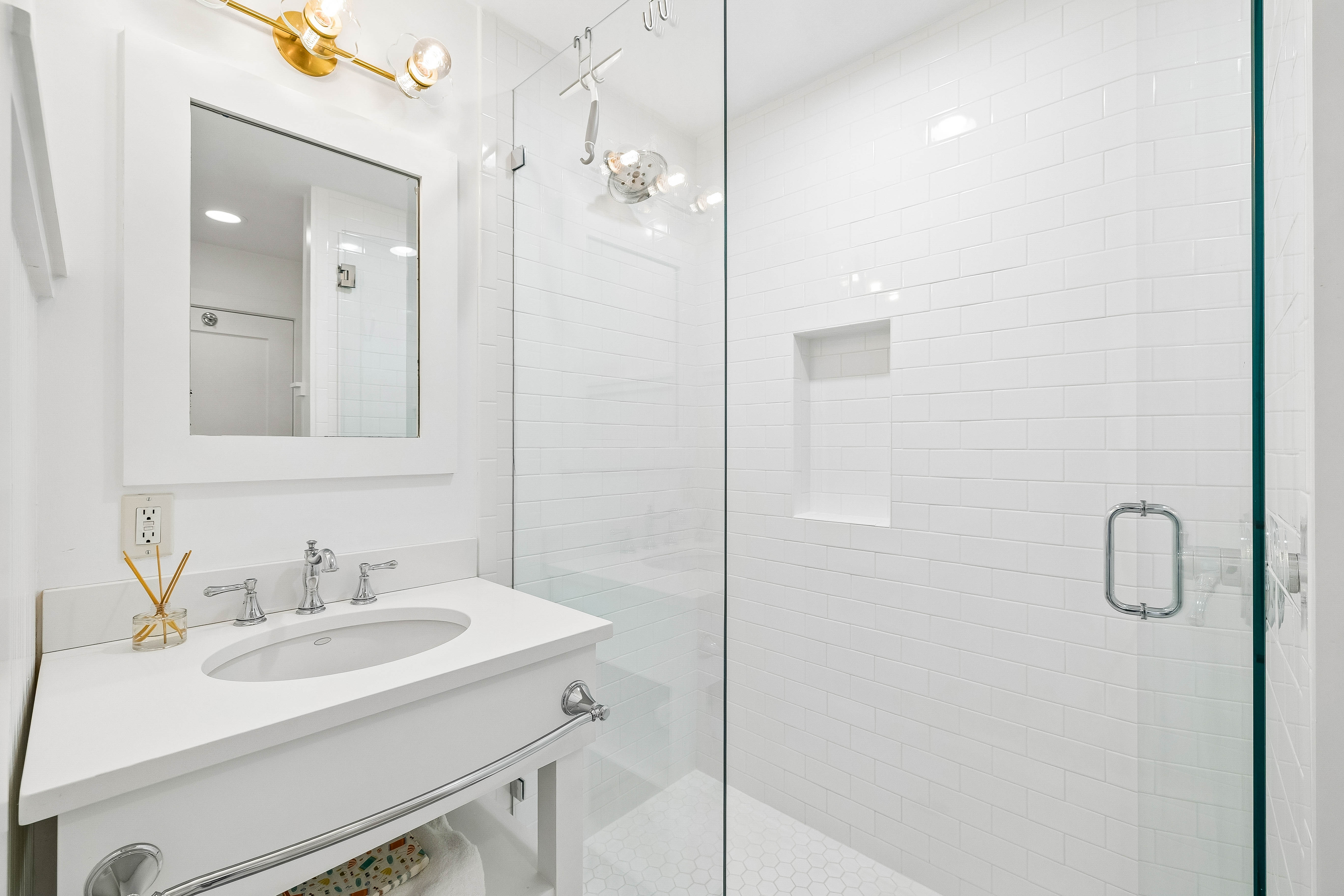 273 Salt Box Lane 