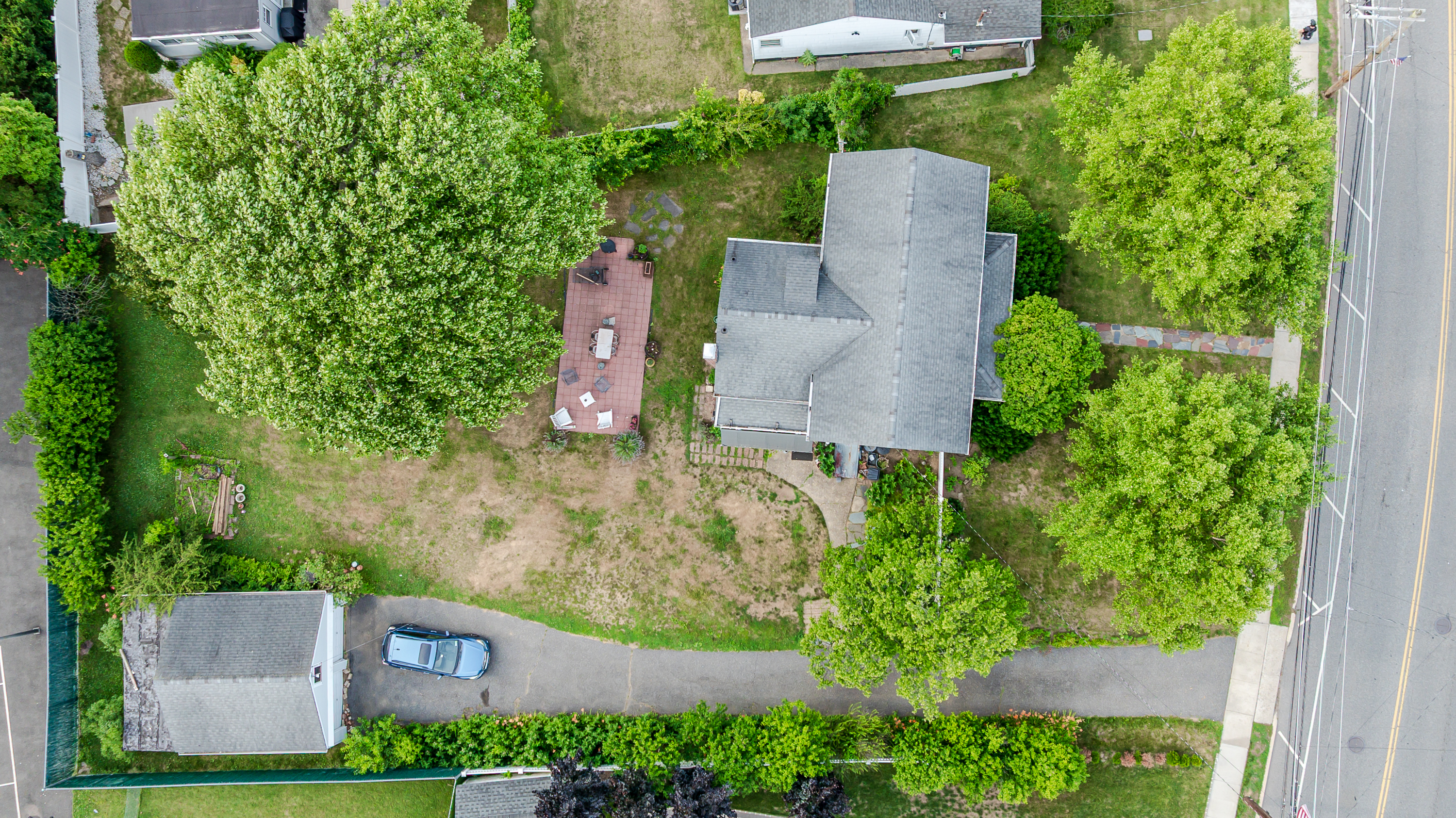 49 Hempstead Avenue