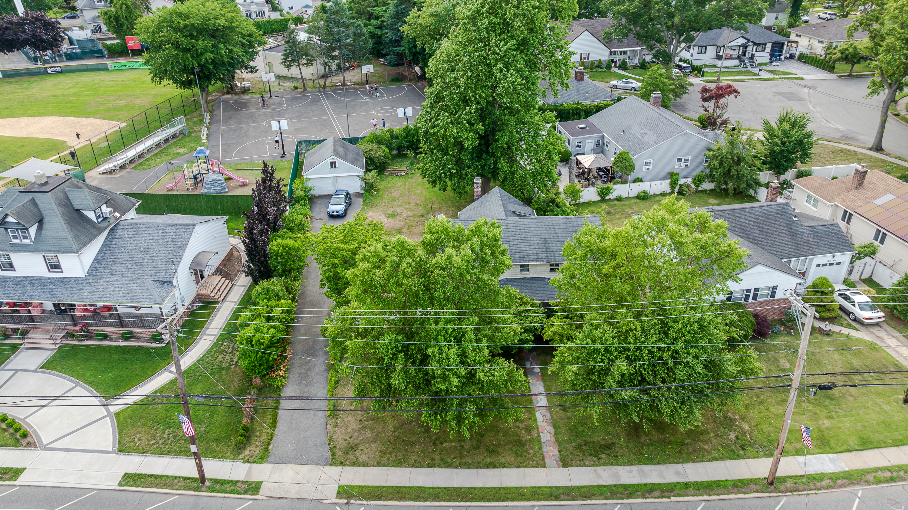 49 Hempstead Avenue