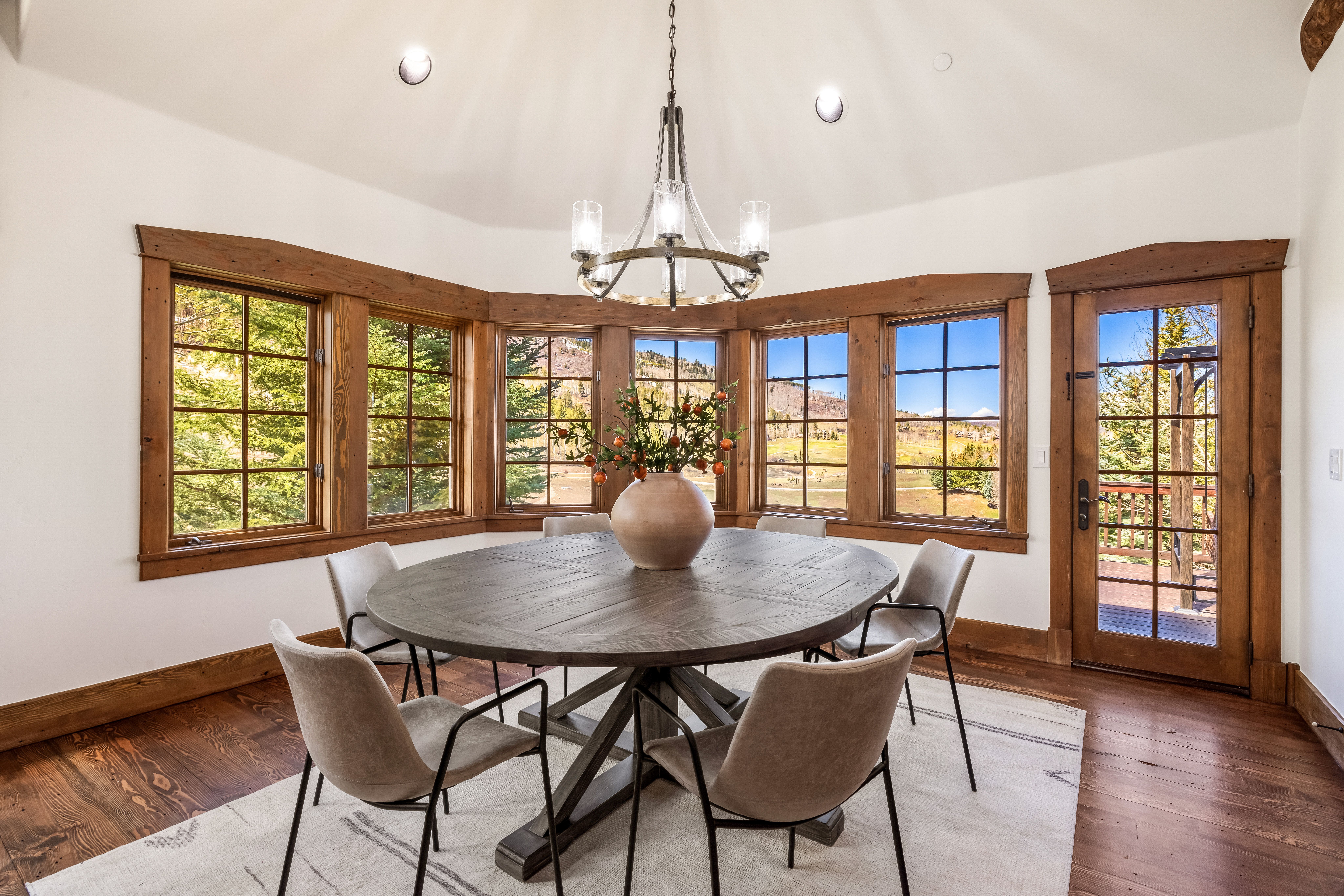 37 Aspen Meadows Road 