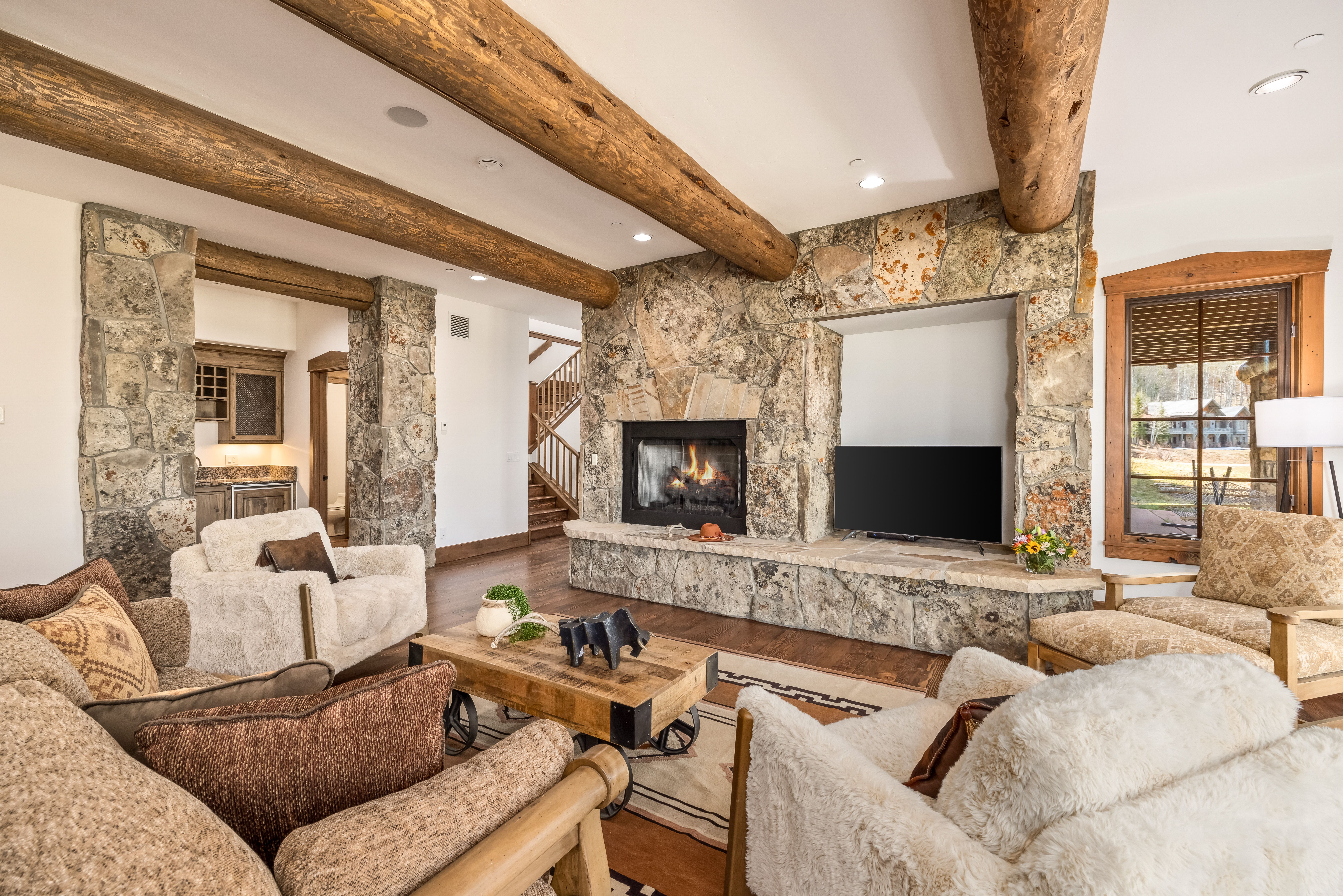 37 Aspen Meadows Road 
