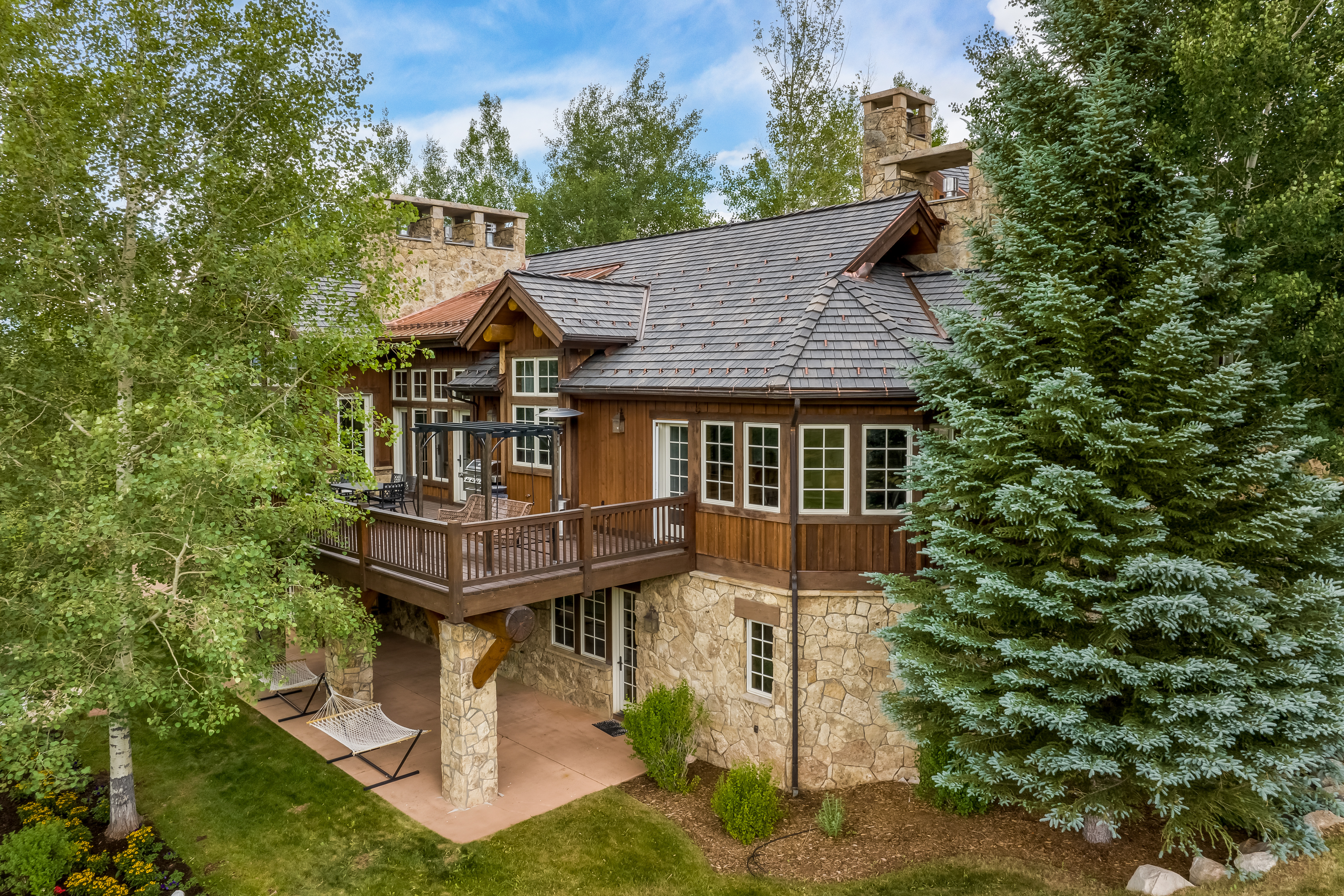 37 Aspen Meadows Road 