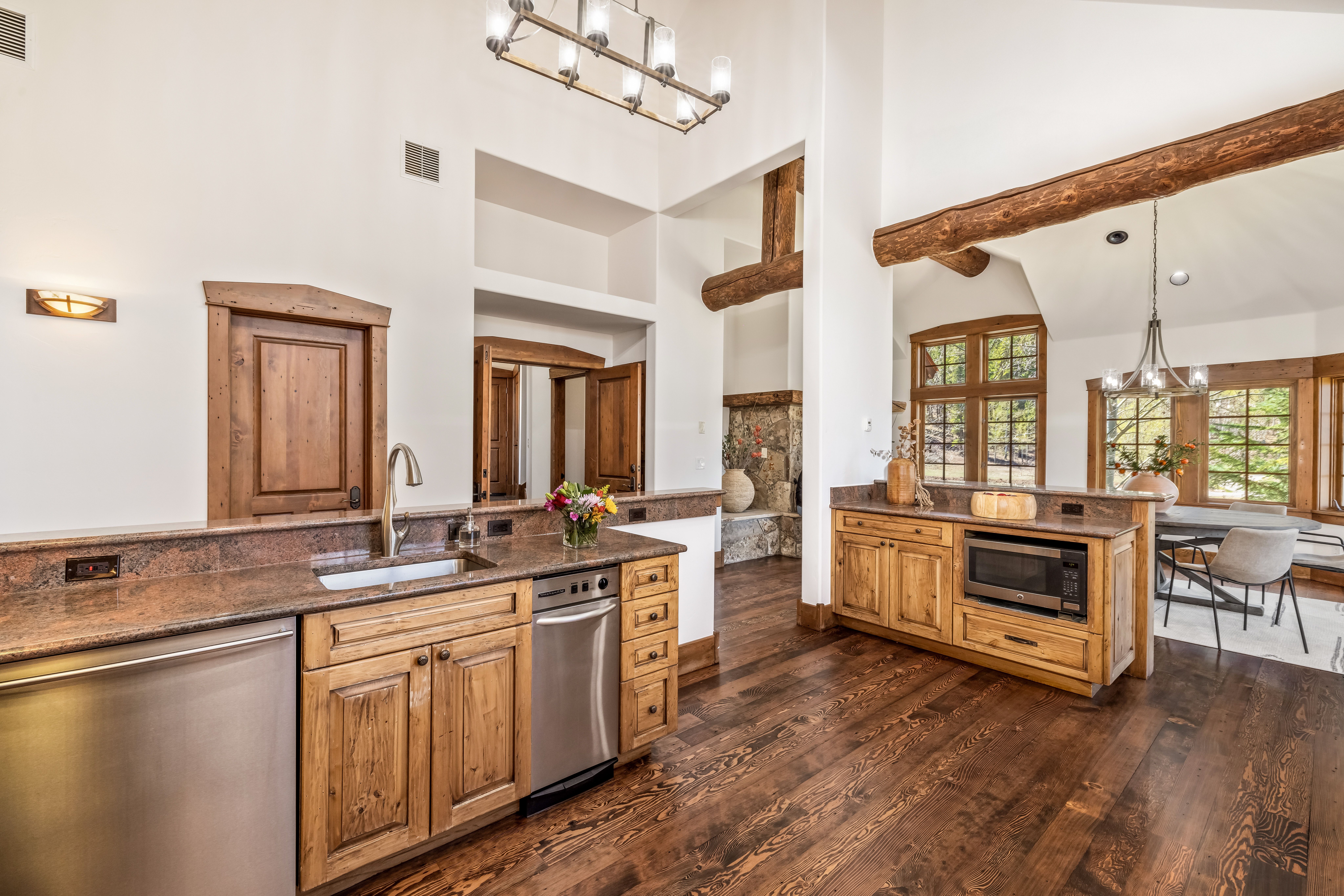 37 Aspen Meadows Road 