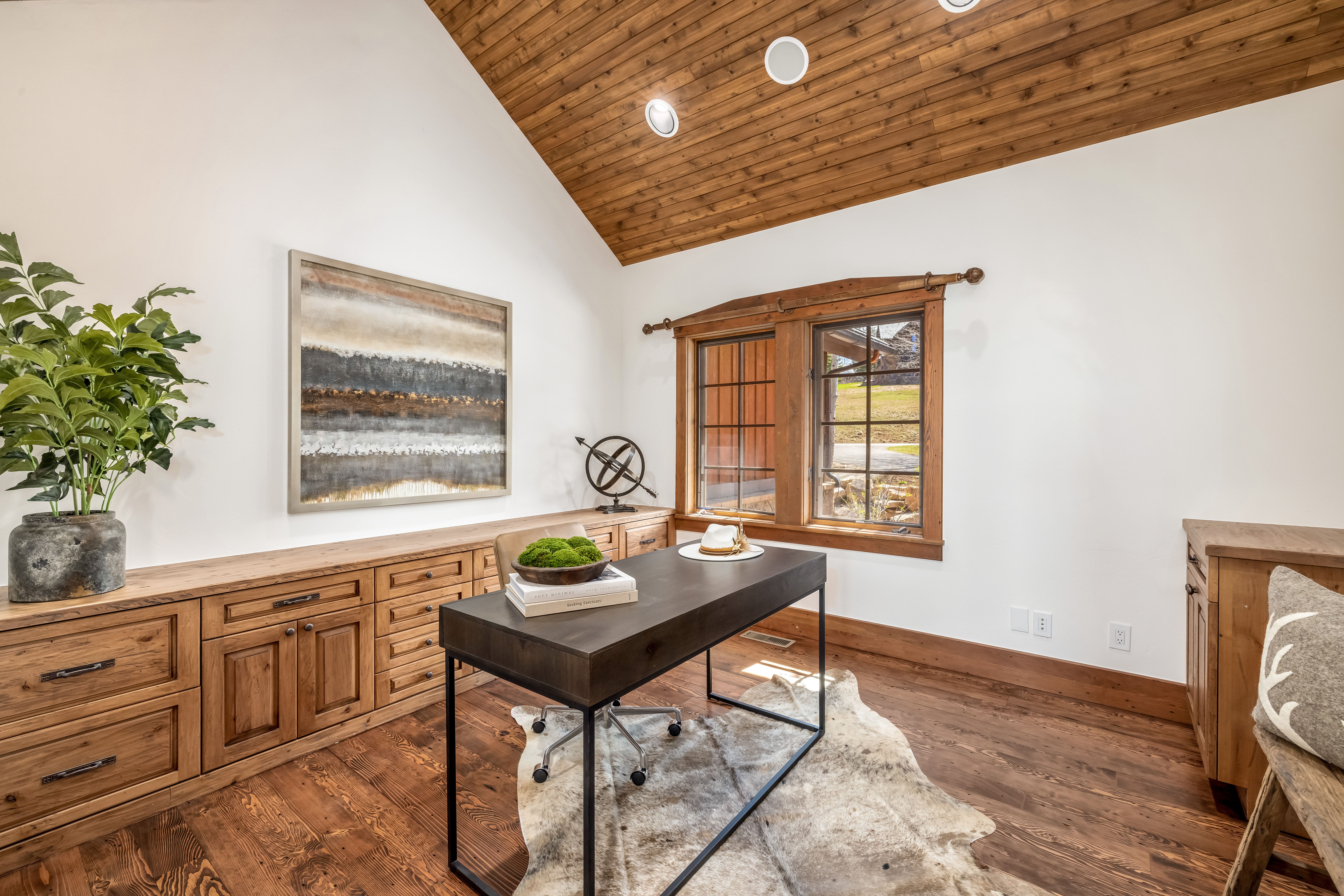 37 Aspen Meadows Road 