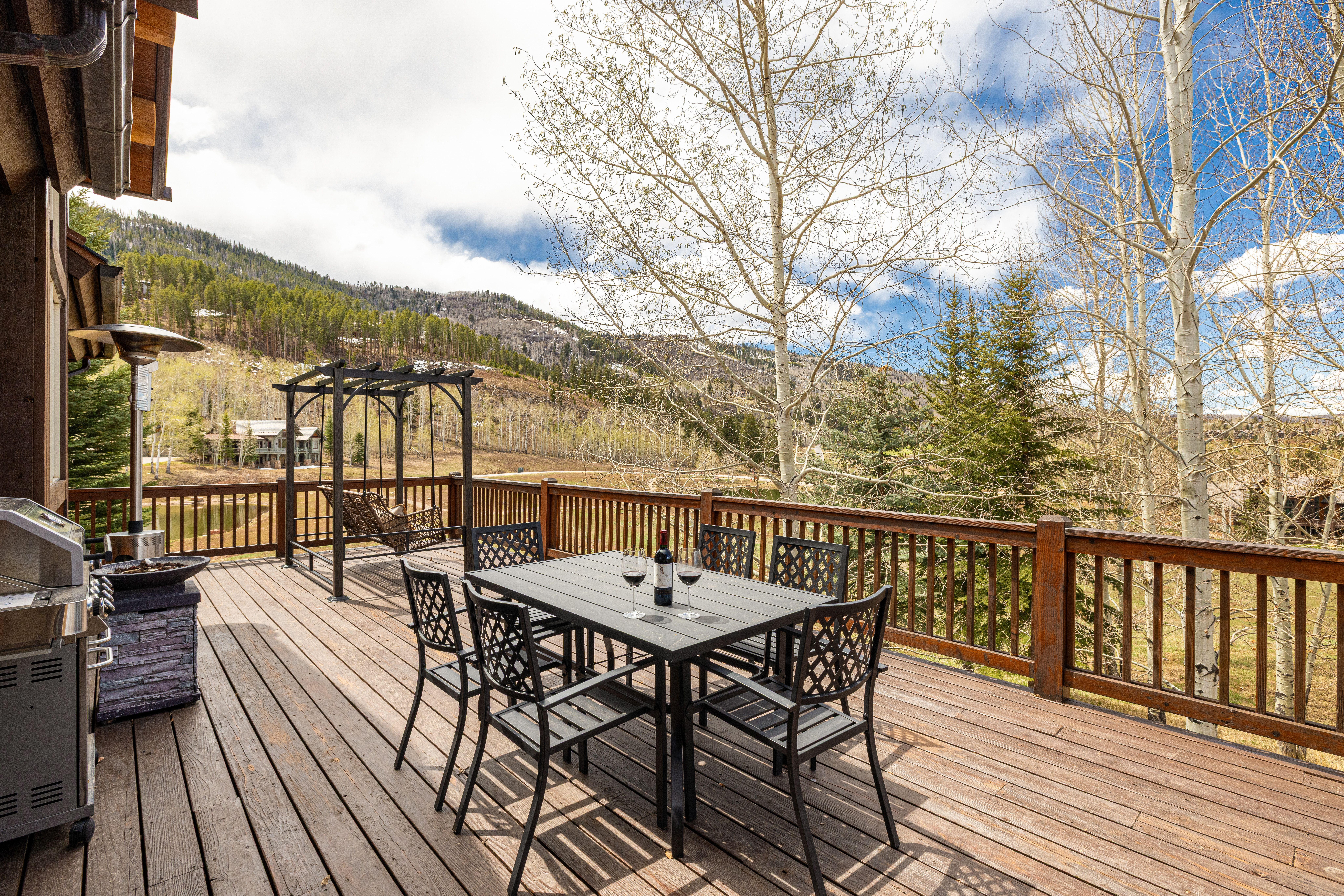 37 Aspen Meadows Road 