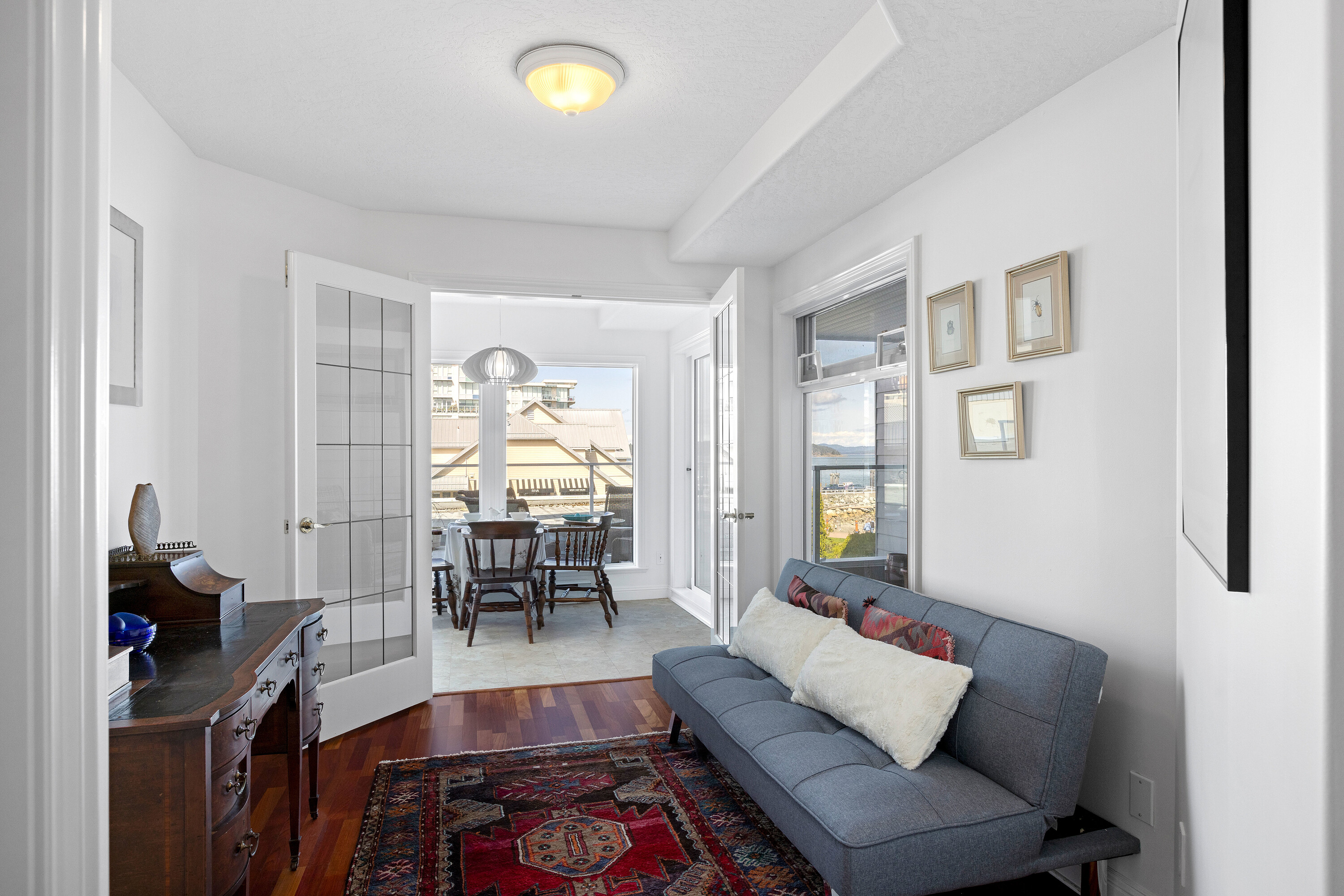 202-2550 Bevan Avenue